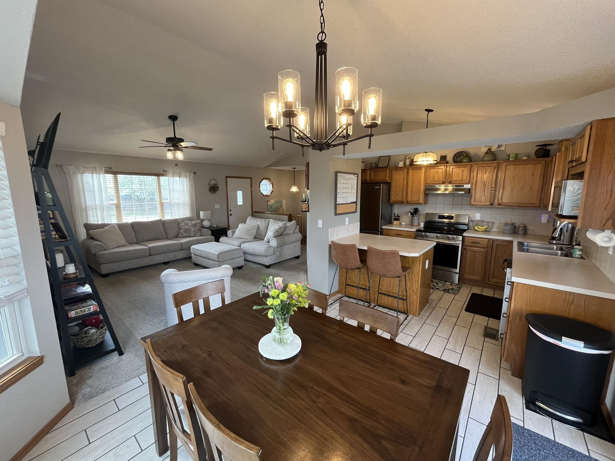 2558 E Ventnor St, Park City, Kansas image 10