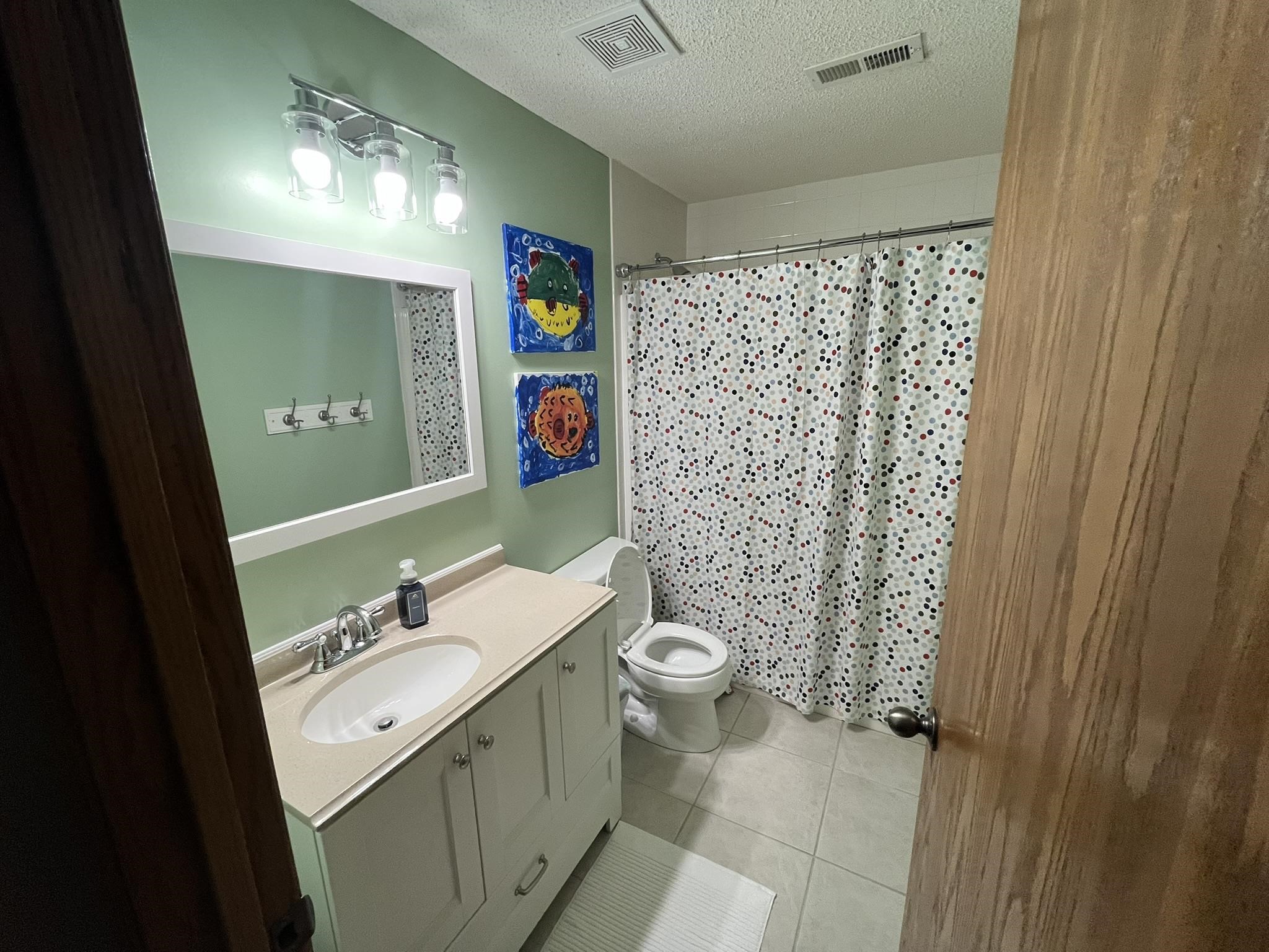 2558 E Ventnor St, Park City, Kansas image 29