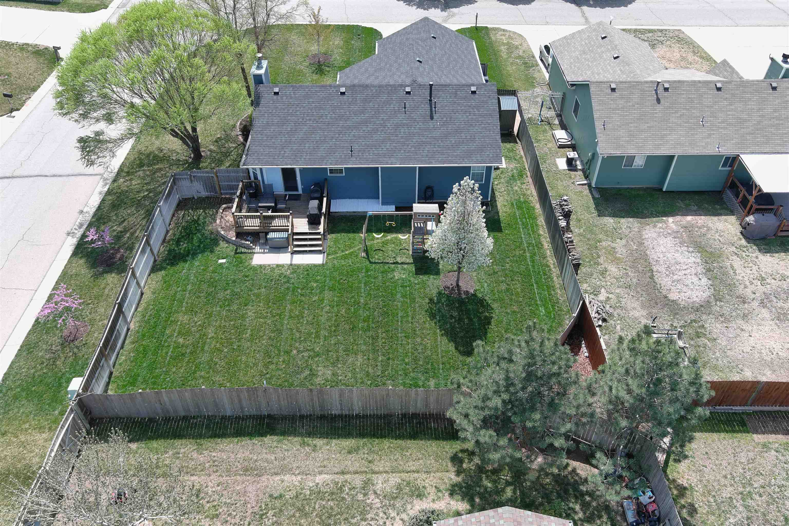 2558 E Ventnor St, Park City, Kansas image 36