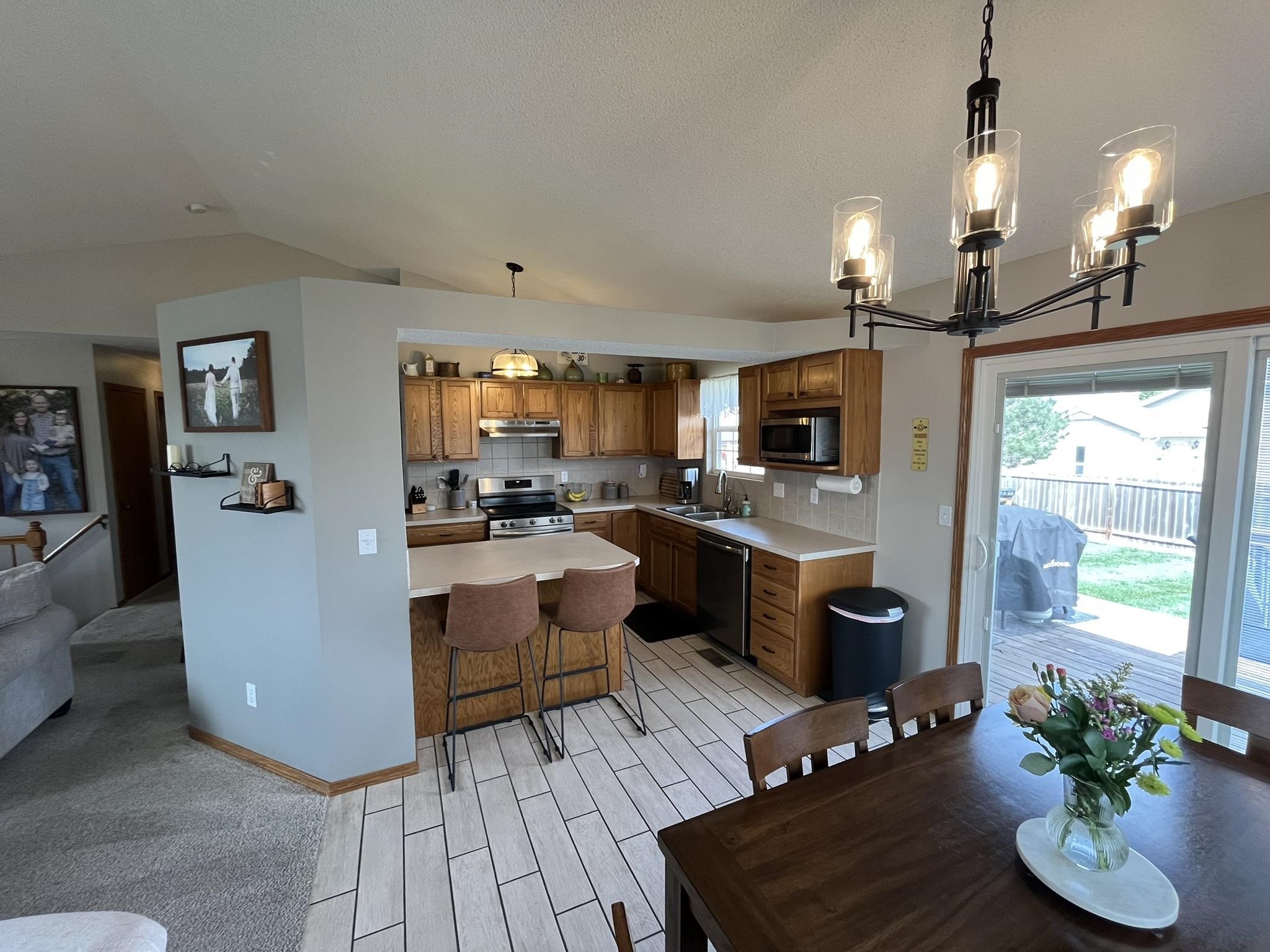 2558 E Ventnor St, Park City, Kansas image 4