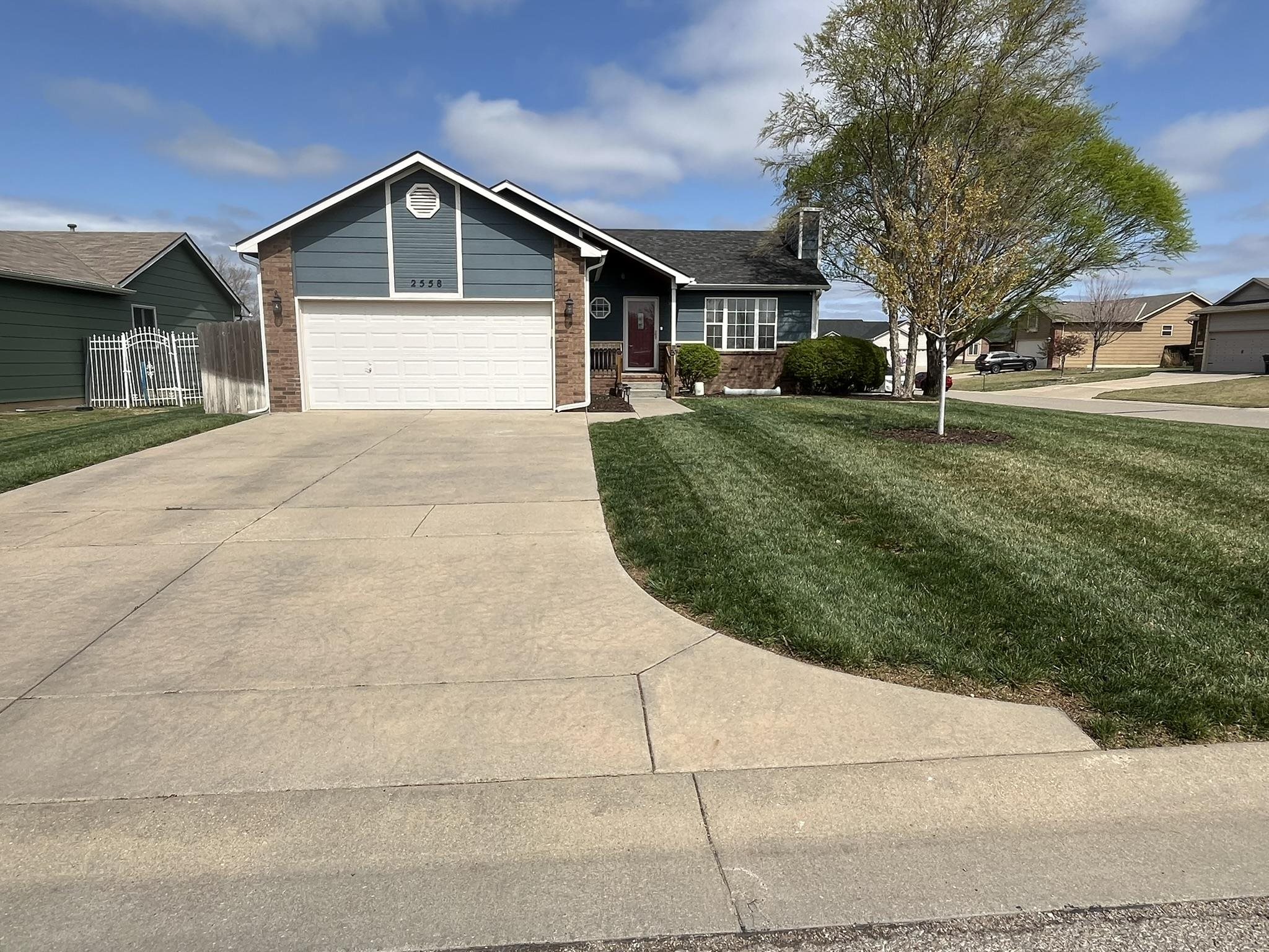 2558 E Ventnor St, Park City, Kansas image 1