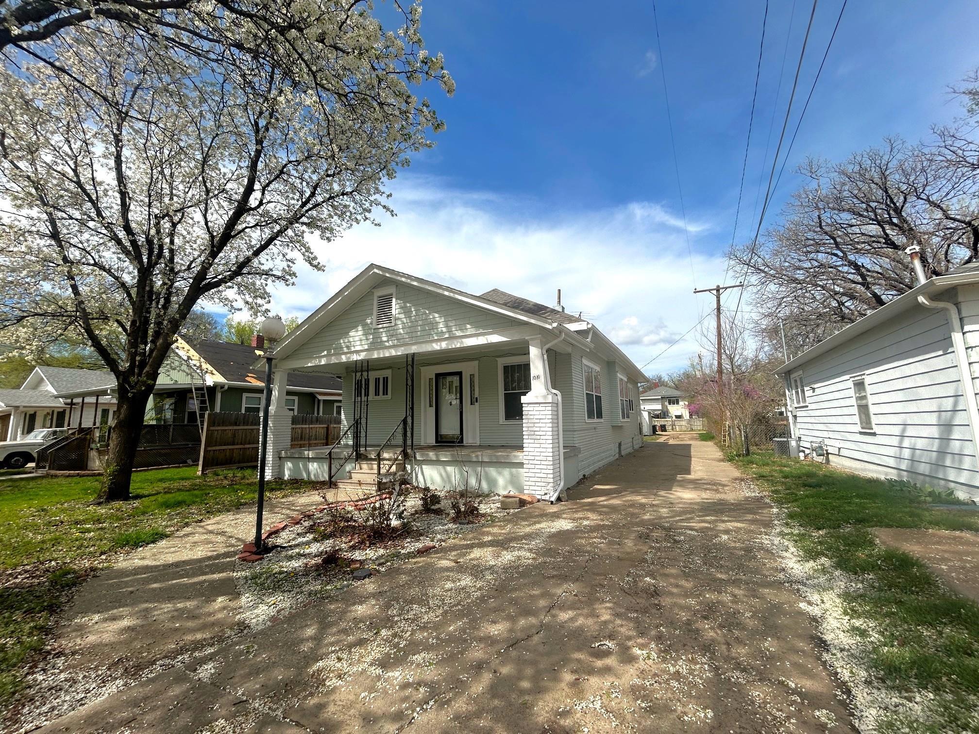 1010 State St, Salina, Kansas image 2