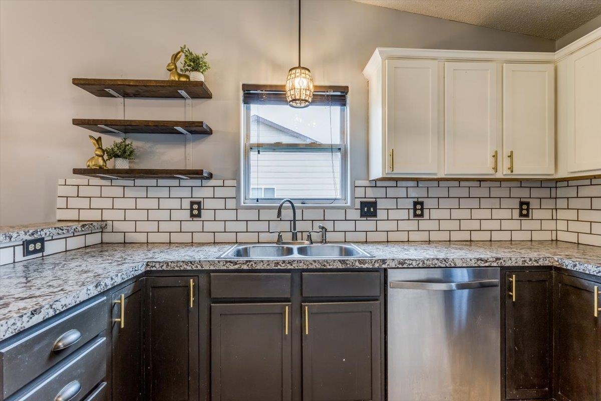 4429 S Chase Ave, Wichita, Kansas image 12