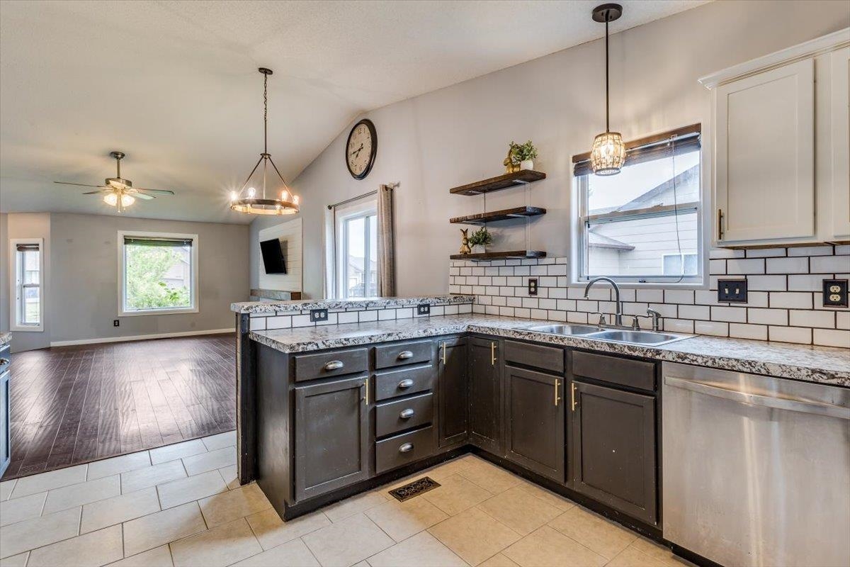 4429 S Chase Ave, Wichita, Kansas image 11