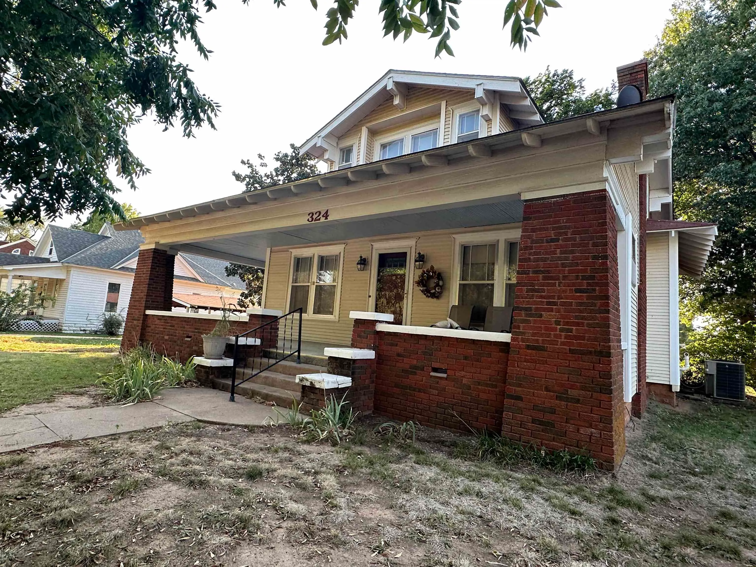Anthony, Kansas 67003, United States, 4 Bedrooms Bedrooms, ,2 BathroomsBathrooms,Residential,Pending,34904