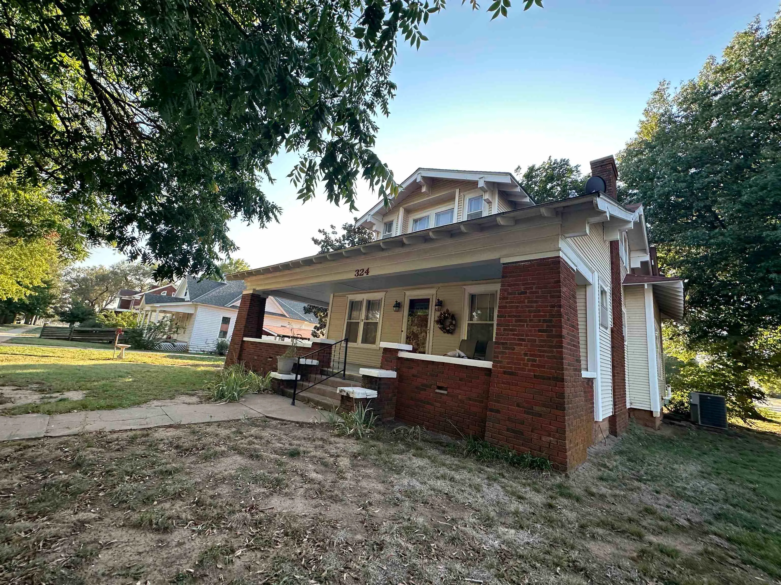 Anthony, Kansas 67003, United States, 4 Bedrooms Bedrooms, ,2 BathroomsBathrooms,Residential,Pending,34904