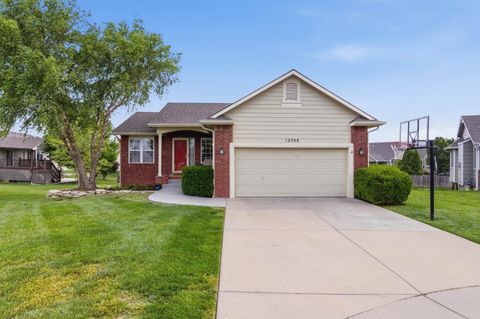 Homes For Sale - 12308 E Ayesbury Circle<br/> Sedgwick County, Wichita, KS 67226