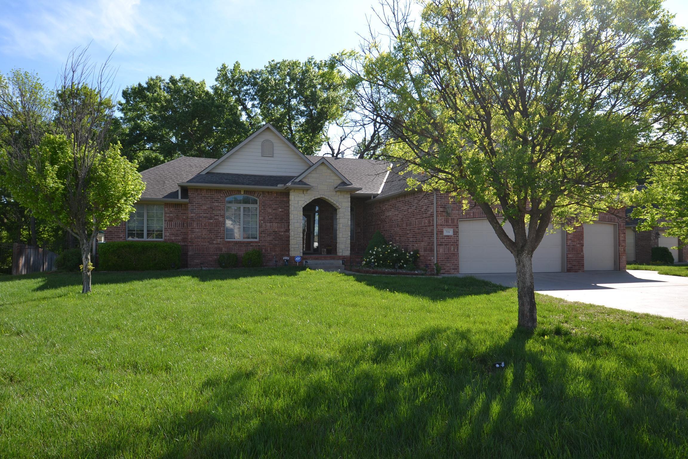 316 E Timber Creek, Haysville, Kansas image 1