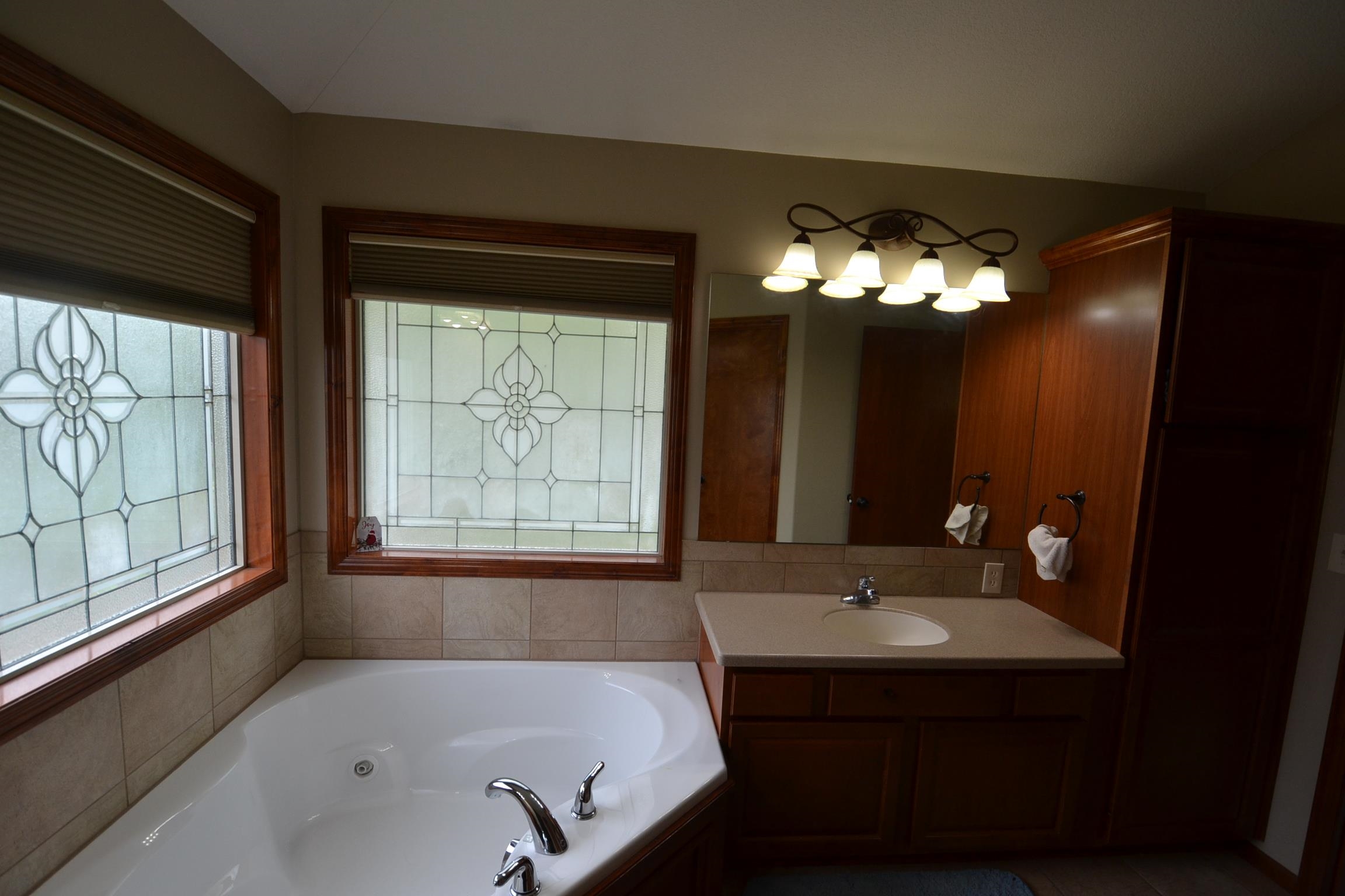 316 E Timber Creek, Haysville, Kansas image 8