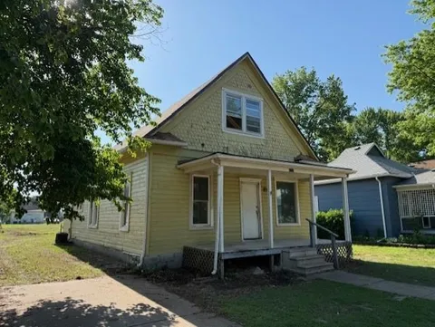 1119 N B St, Wellington, KS MLS: 655334