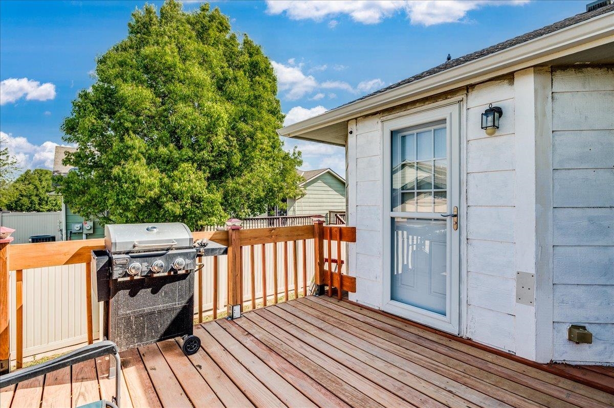 389 E Riley Ave, Haysville, Kansas image 33
