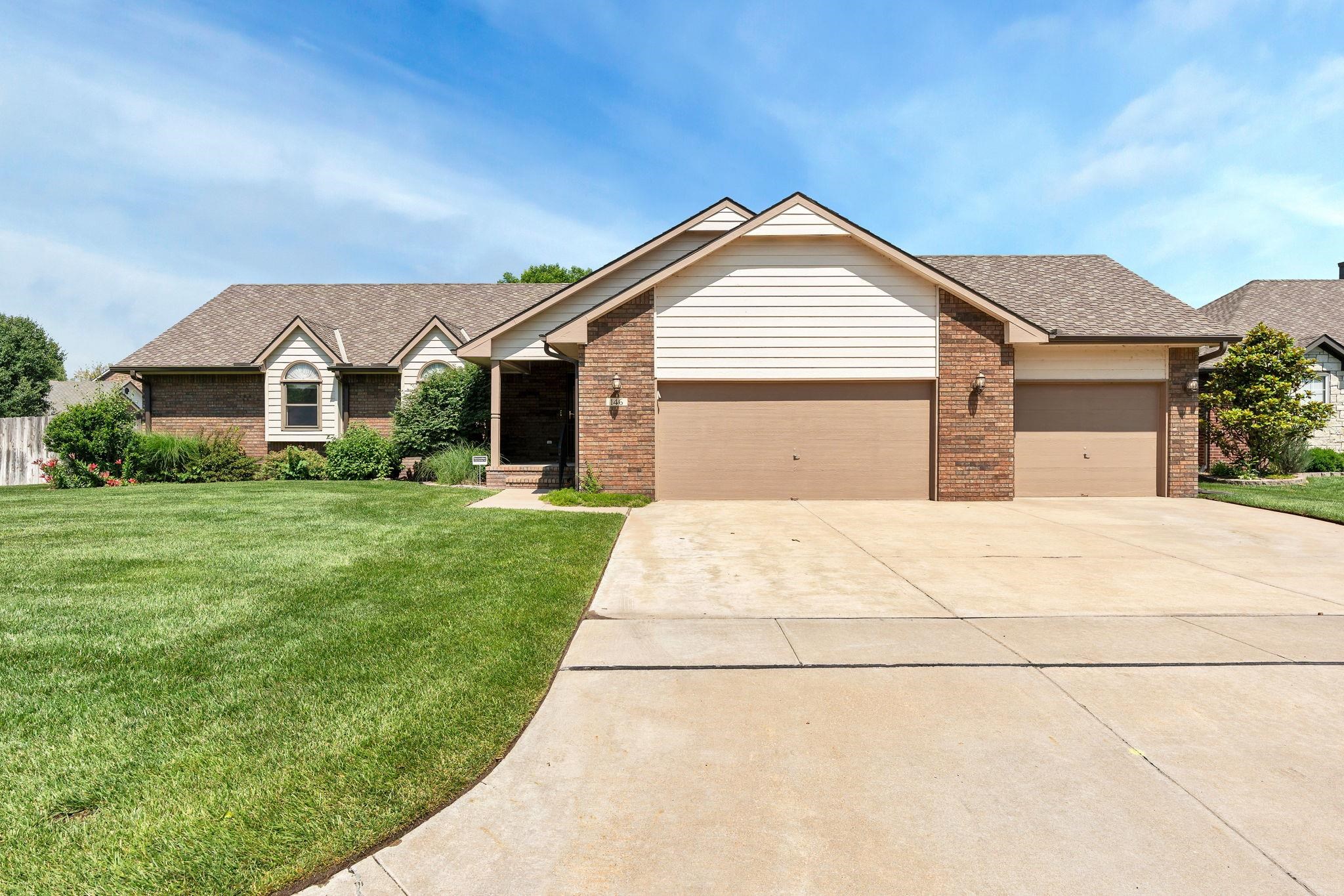 146 S Forestview Ct, Wichita, Kansas image 1