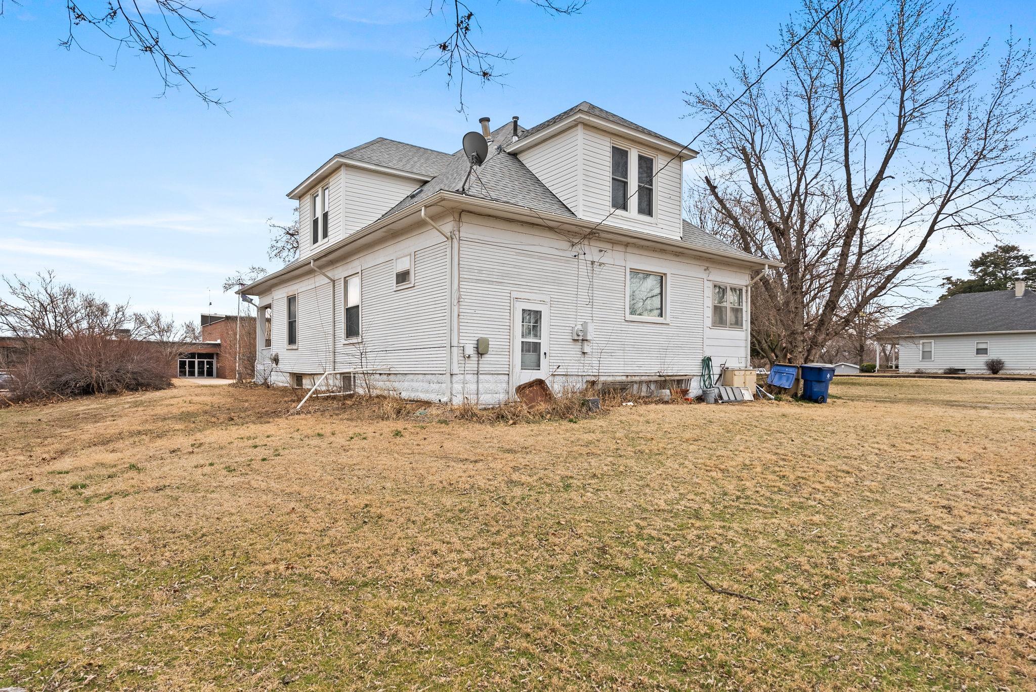 112 N Highland St, Conway Springs, Kansas image 27