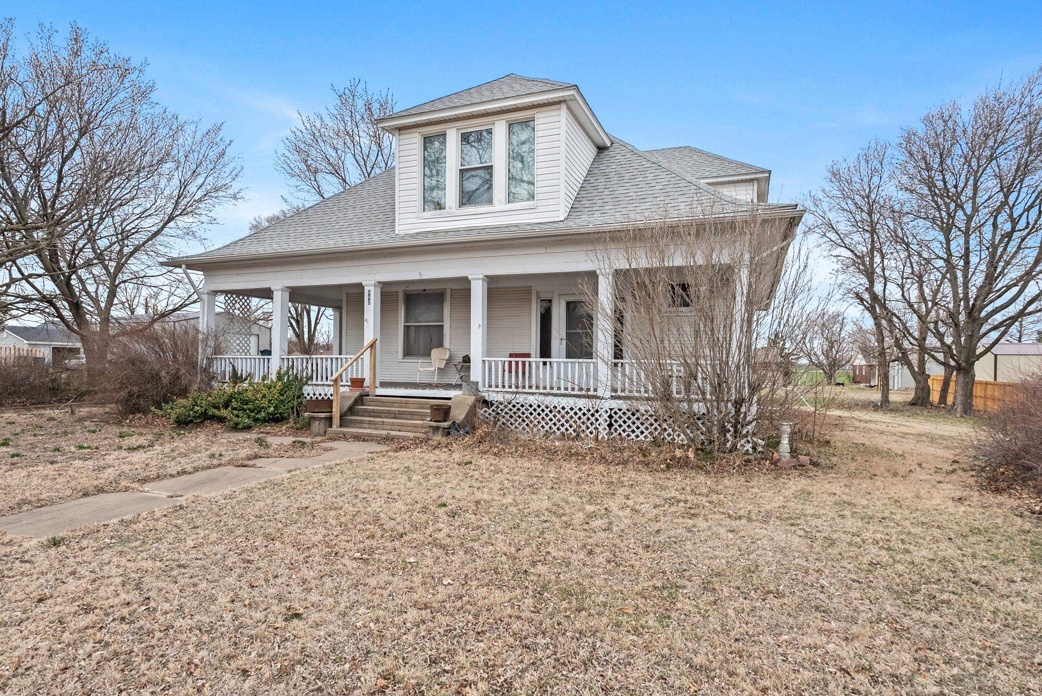 112 N Highland St, Conway Springs, Kansas image 7