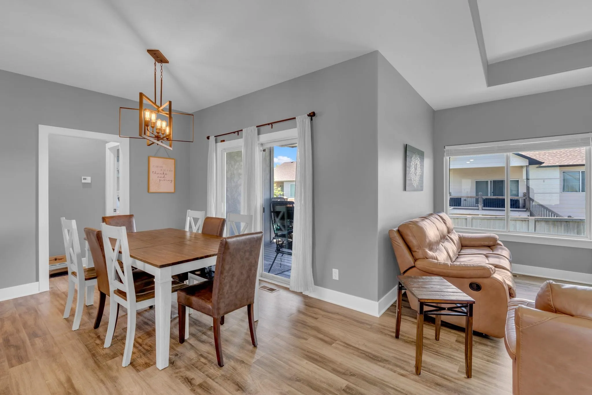 Wichita, Kansas 67204, United States, 5 Bedrooms Bedrooms, ,3 BathroomsBathrooms,Residential,Active,173686