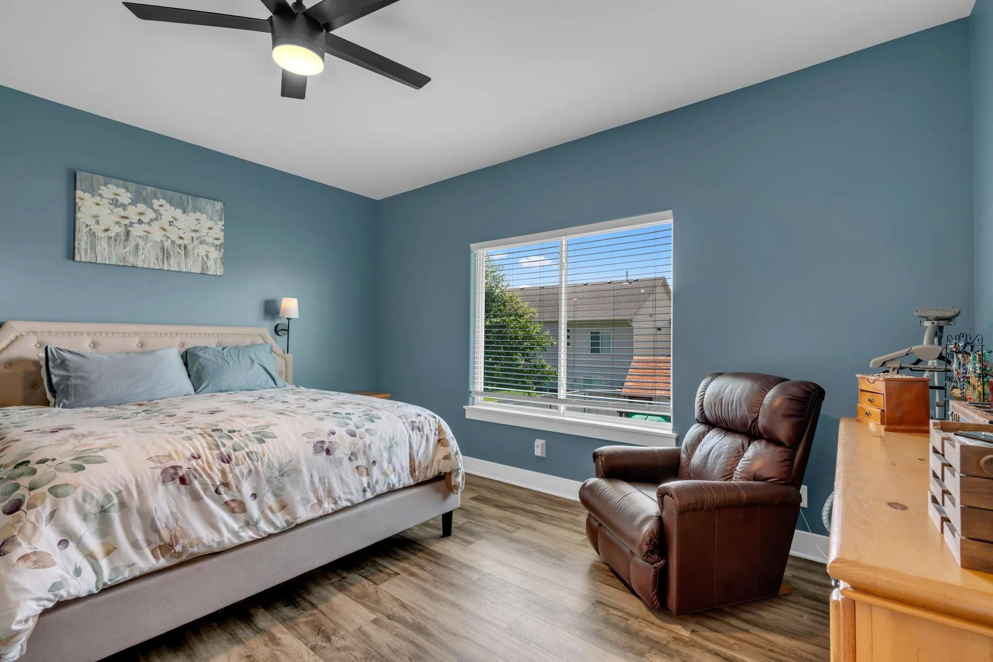 Wichita, Kansas 67204, United States, 5 Bedrooms Bedrooms, ,3 BathroomsBathrooms,Residential,Active,173686