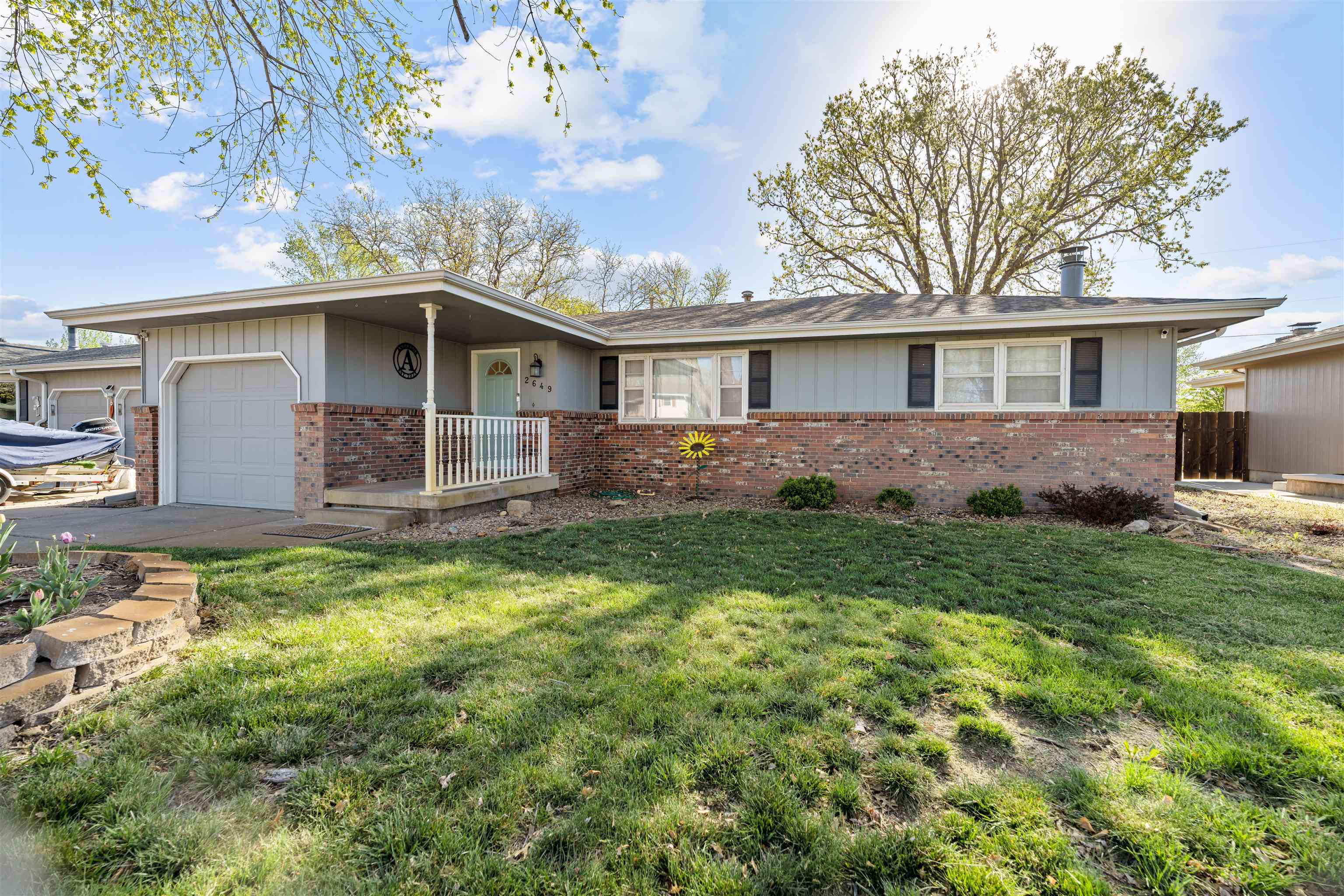 2649 E Ray Ave, Salina, Kansas image 1