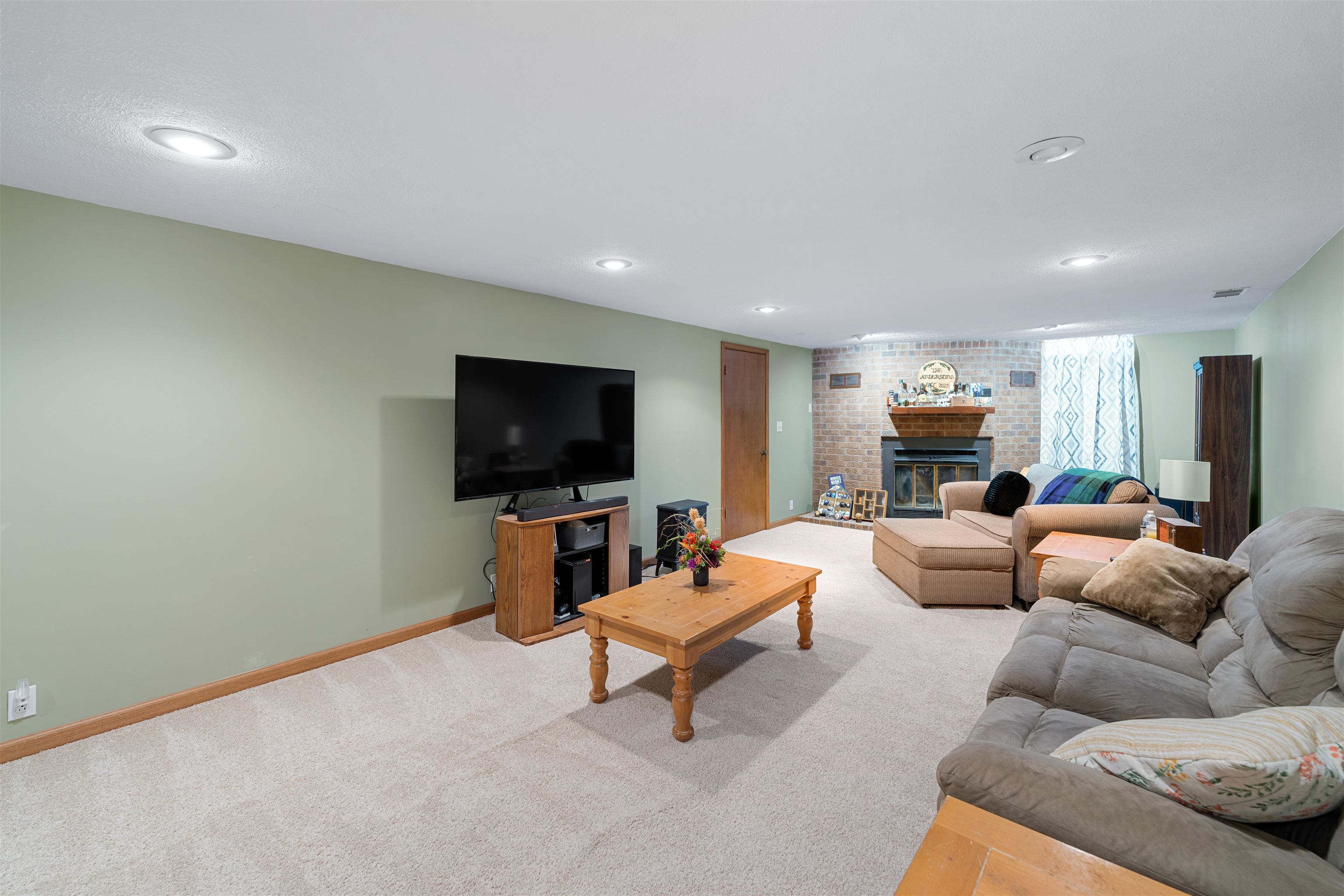 2649 E Ray Ave, Salina, Kansas image 17