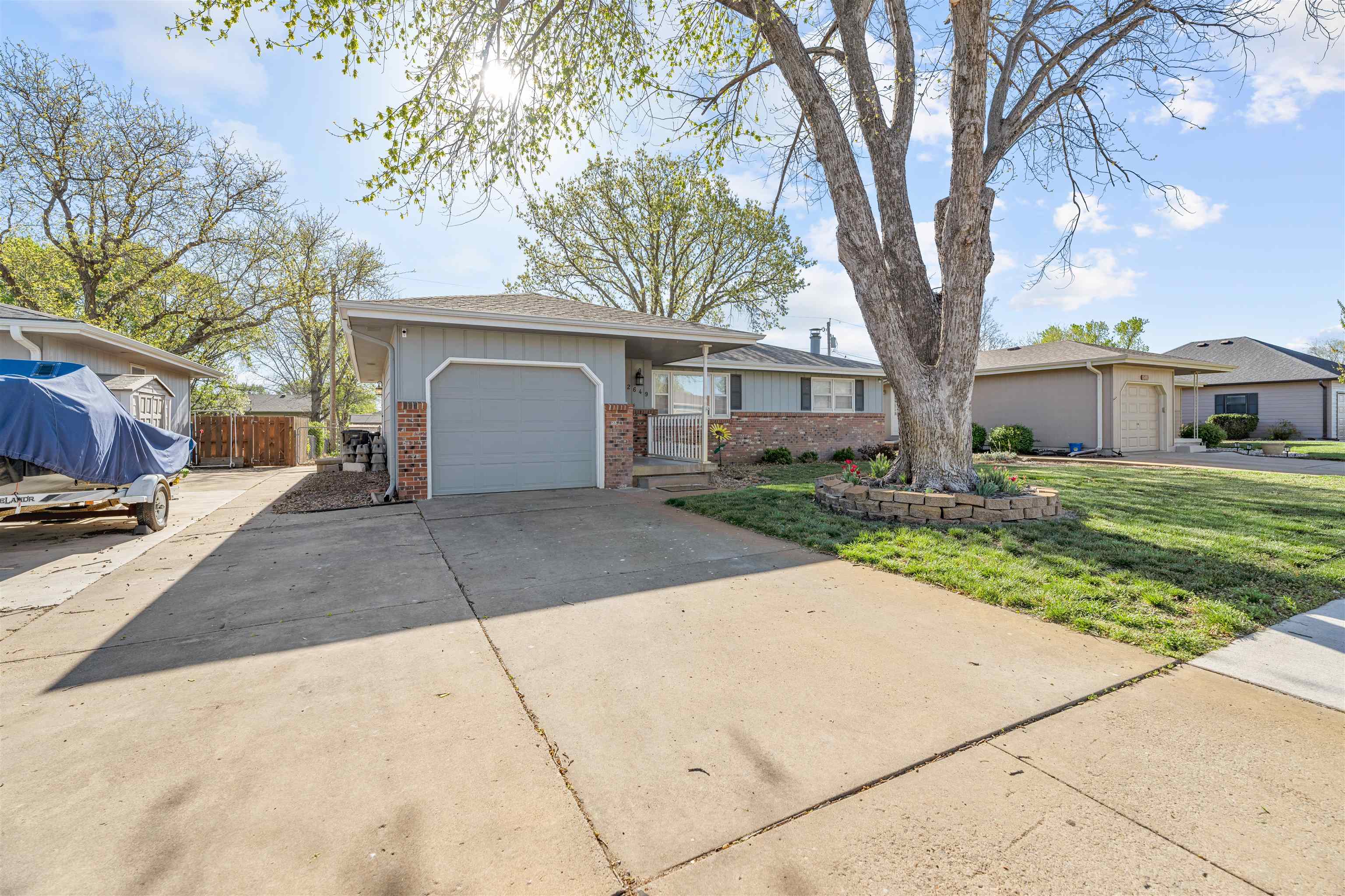2649 E Ray Ave, Salina, Kansas image 2