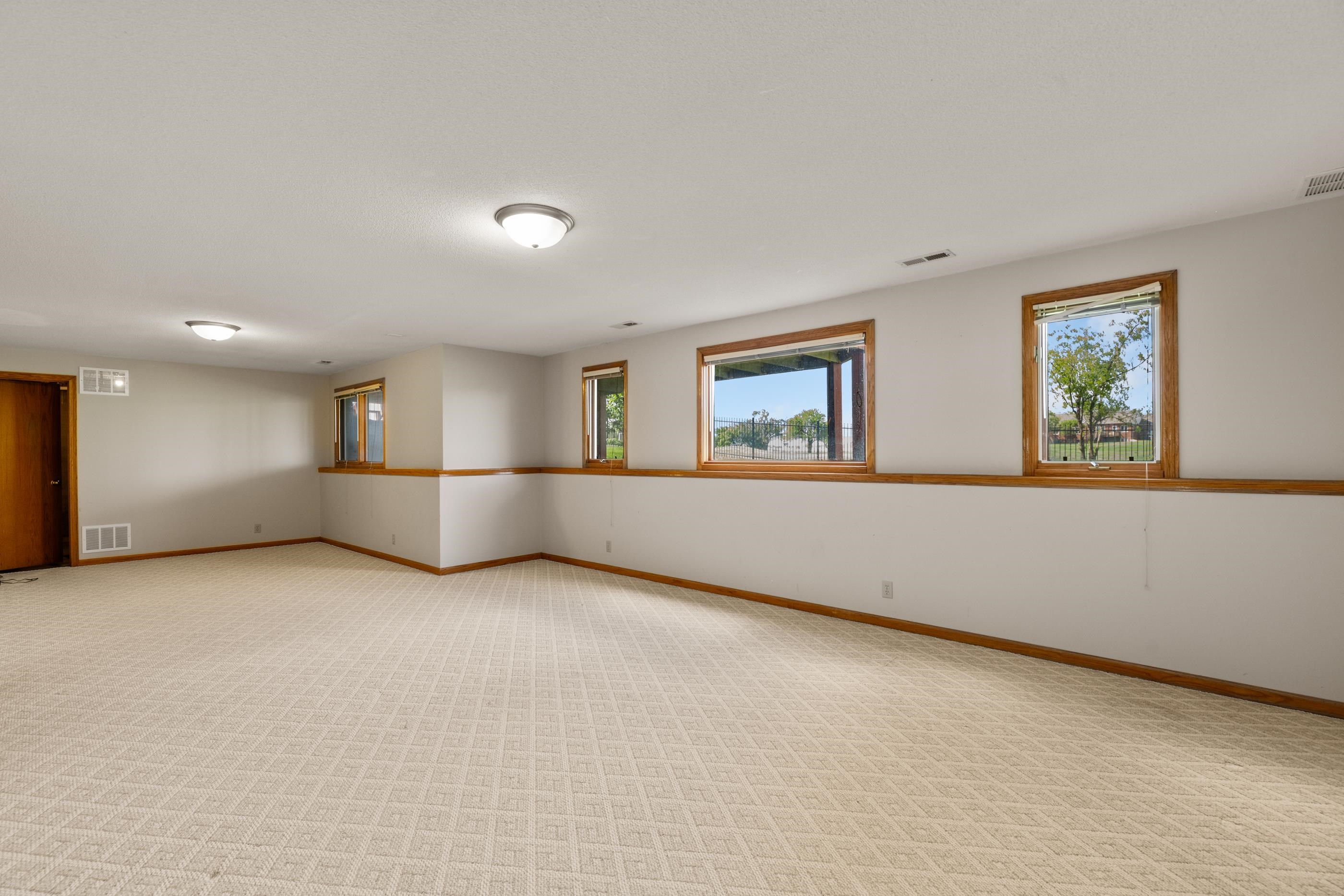 4119 N Plum Tree St, Wichita, Kansas image 31