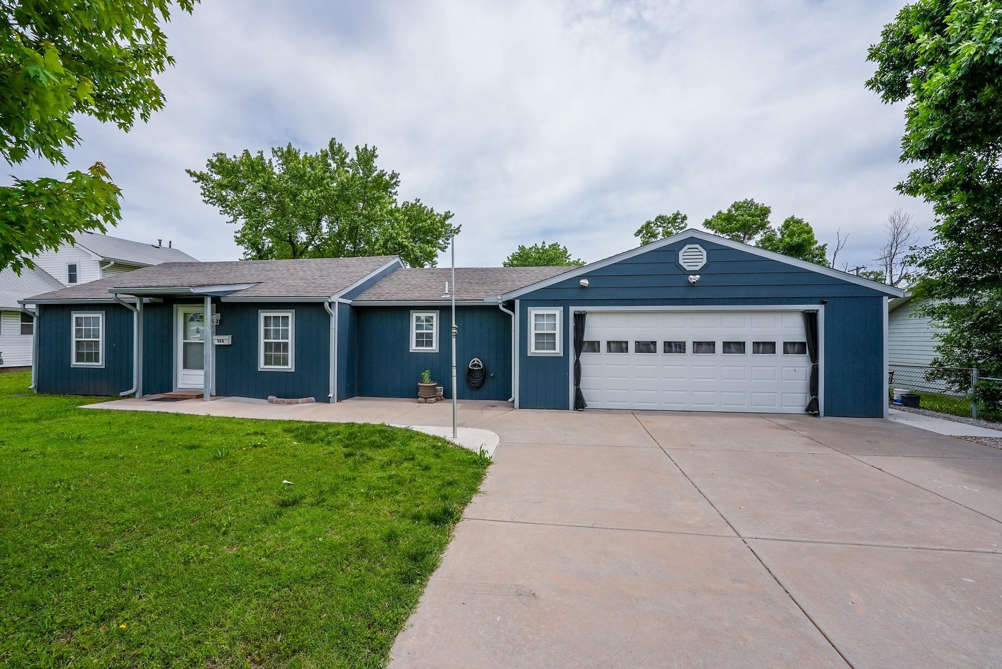 526 N State St, El Dorado, Kansas image 19