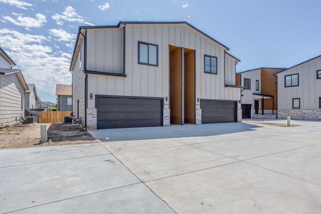 8449 W 37th St N, Wichita, Kansas image 2