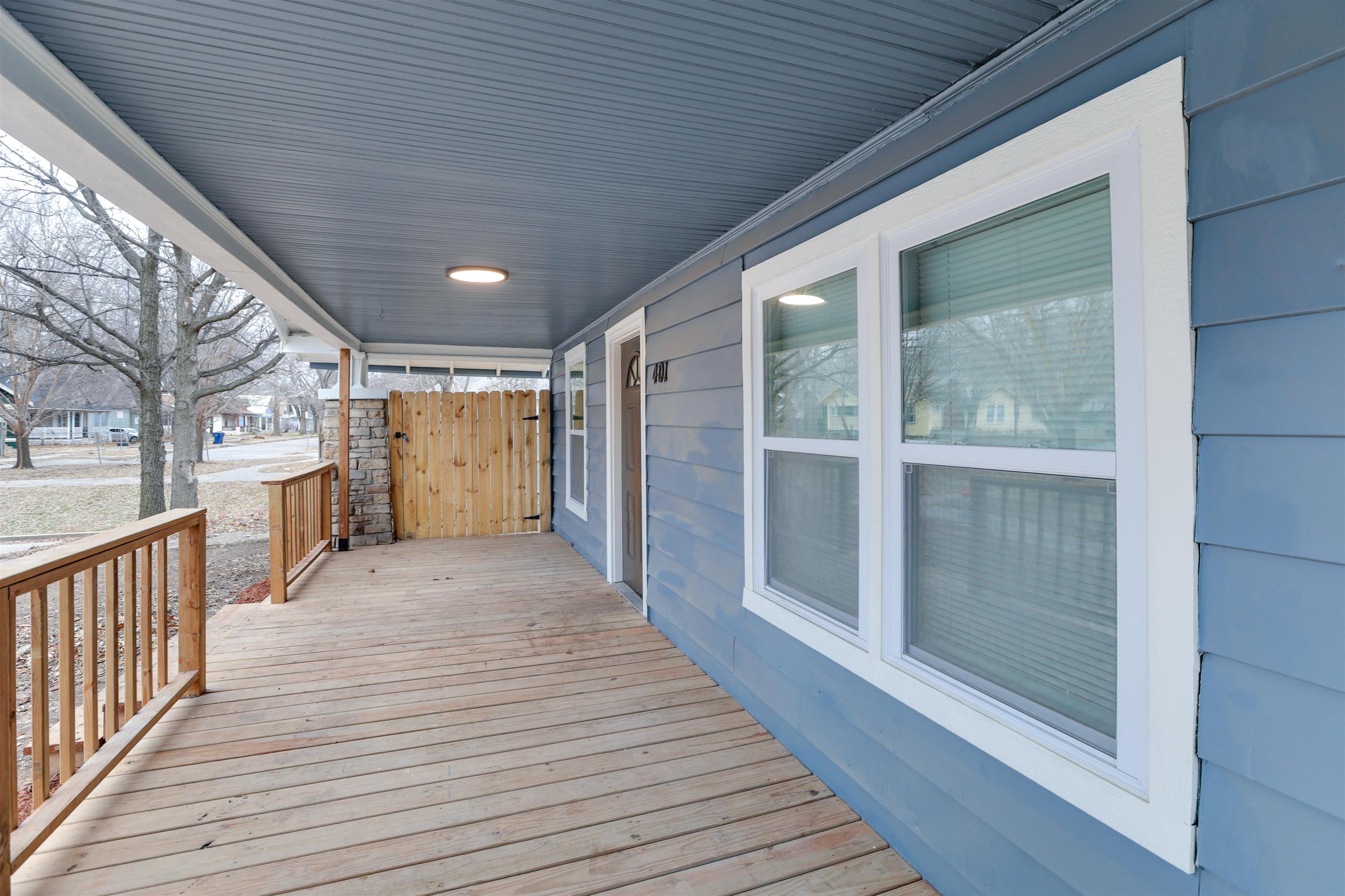 401 N Madison Ave, Wichita, Kansas image 2