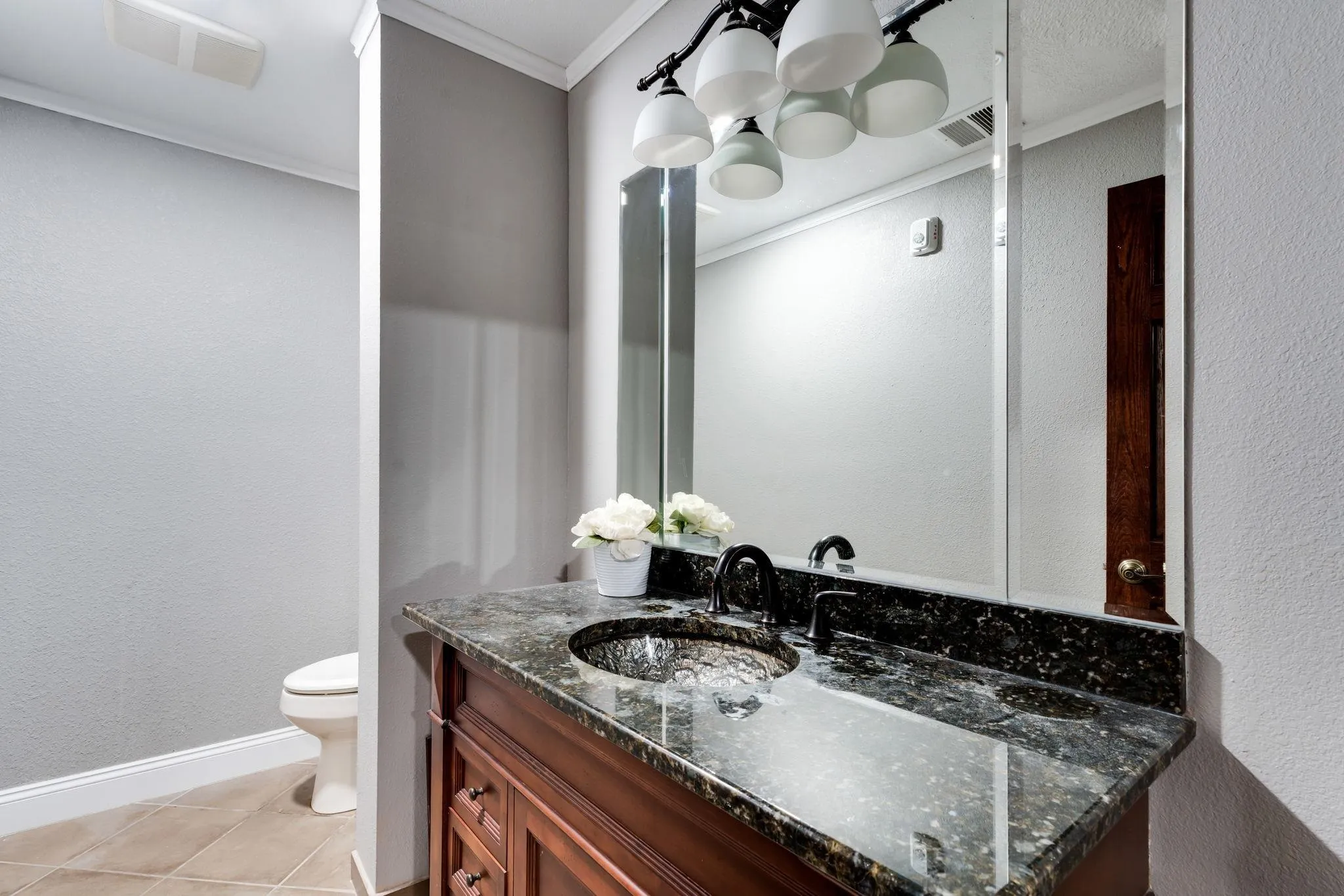 Wichita, Kansas 67213, United States, ,Residential,Active,204445