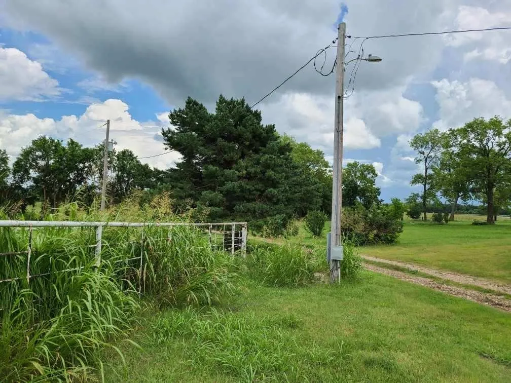 Winfield, Kansas 67156, United States, 2 Bedrooms Bedrooms, ,2 BathroomsBathrooms,Residential,Active,166723