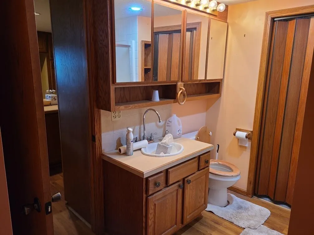 Winfield, Kansas 67156, United States, 2 Bedrooms Bedrooms, ,2 BathroomsBathrooms,Residential,Active,166723