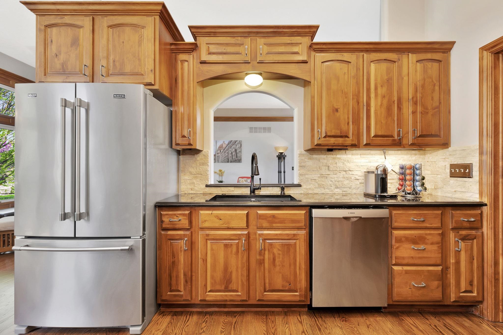 2437 N Peckham Ct, Wichita, Kansas image 10
