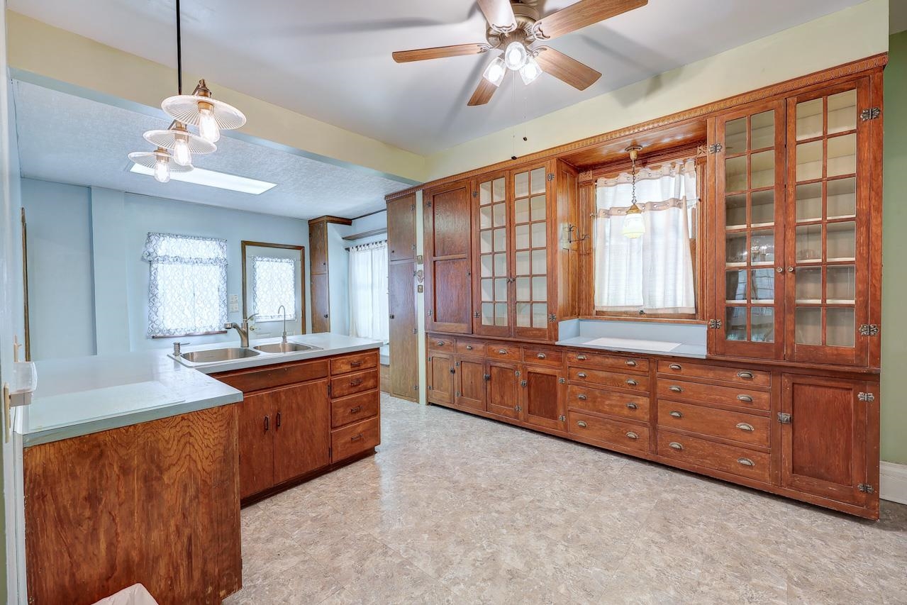 1219 E 9th Ave, Winfield, Kansas image 15