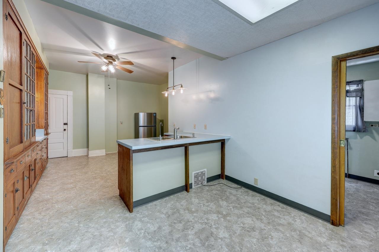 1219 E 9th Ave, Winfield, Kansas image 16