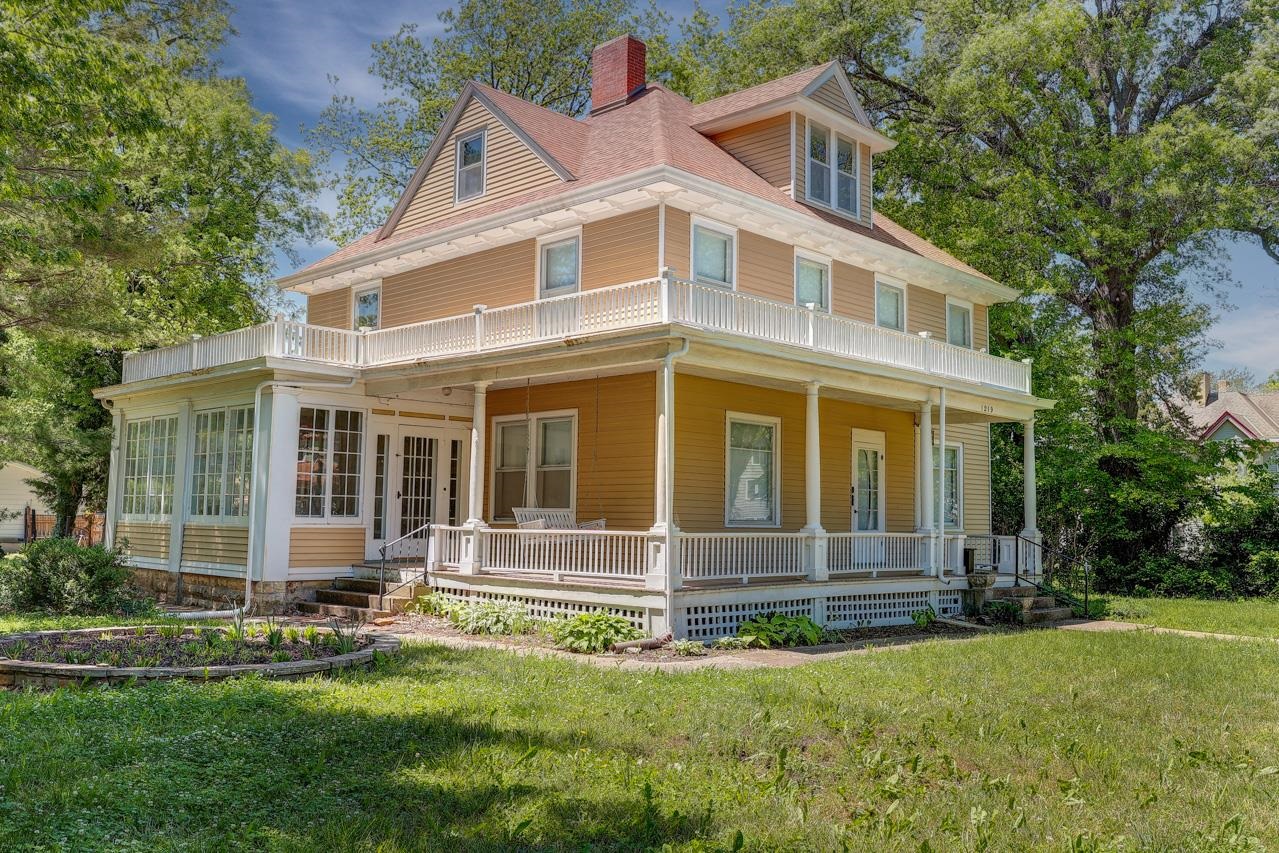 1219 E 9th Ave, Winfield, Kansas image 7