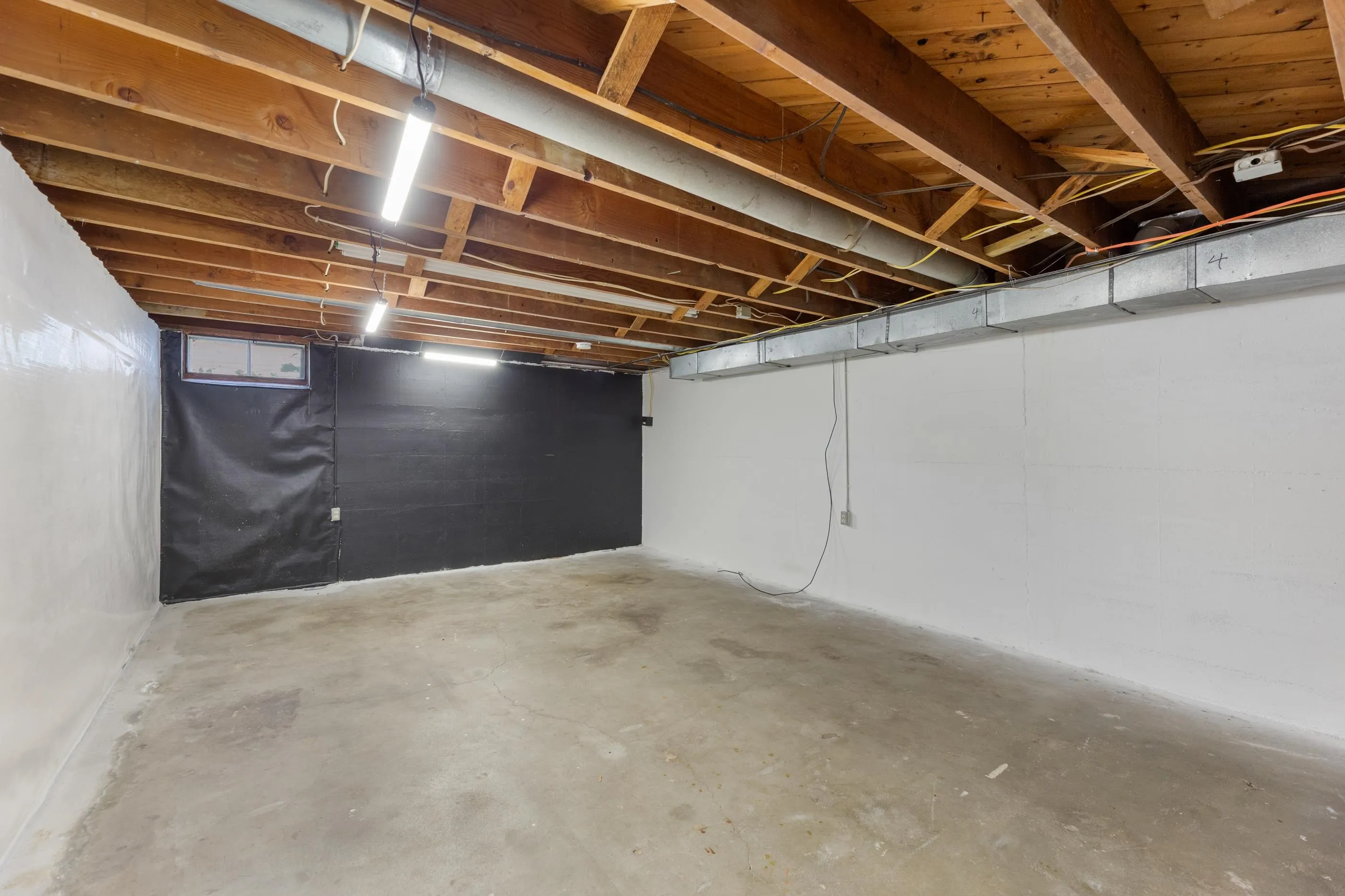 Hutchinson, Kansas 67501, United States, 2 Bedrooms Bedrooms, ,2 BathroomsBathrooms,Residential,Active,104760