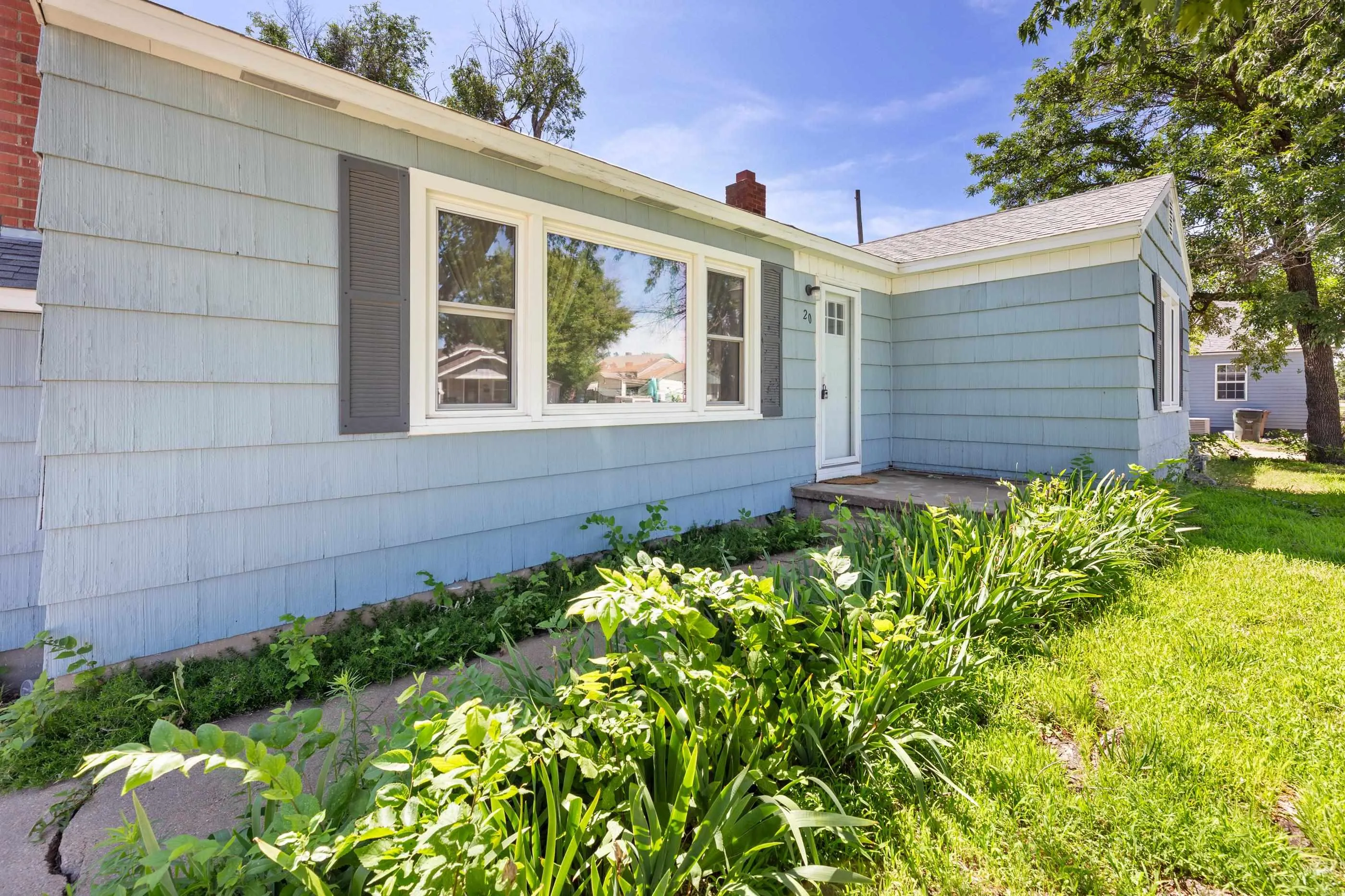 Hutchinson, Kansas 67501, United States, 2 Bedrooms Bedrooms, ,2 BathroomsBathrooms,Residential,Active,104760