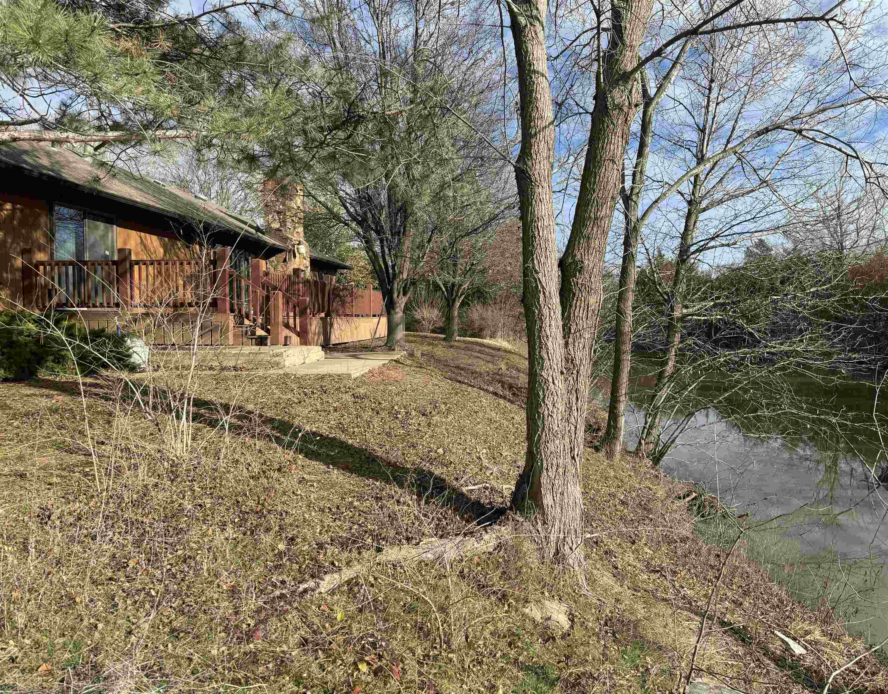 Newton, Kansas 67114, United States, 4 Bedrooms Bedrooms, ,3 BathroomsBathrooms,Residential,Pending,67592