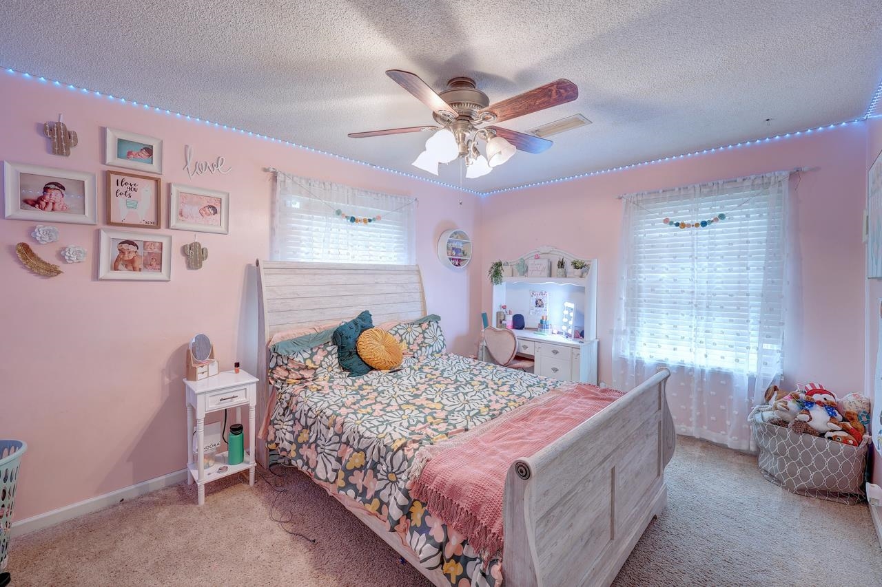 437 Warren Way, Arkansas City, Kansas image 21