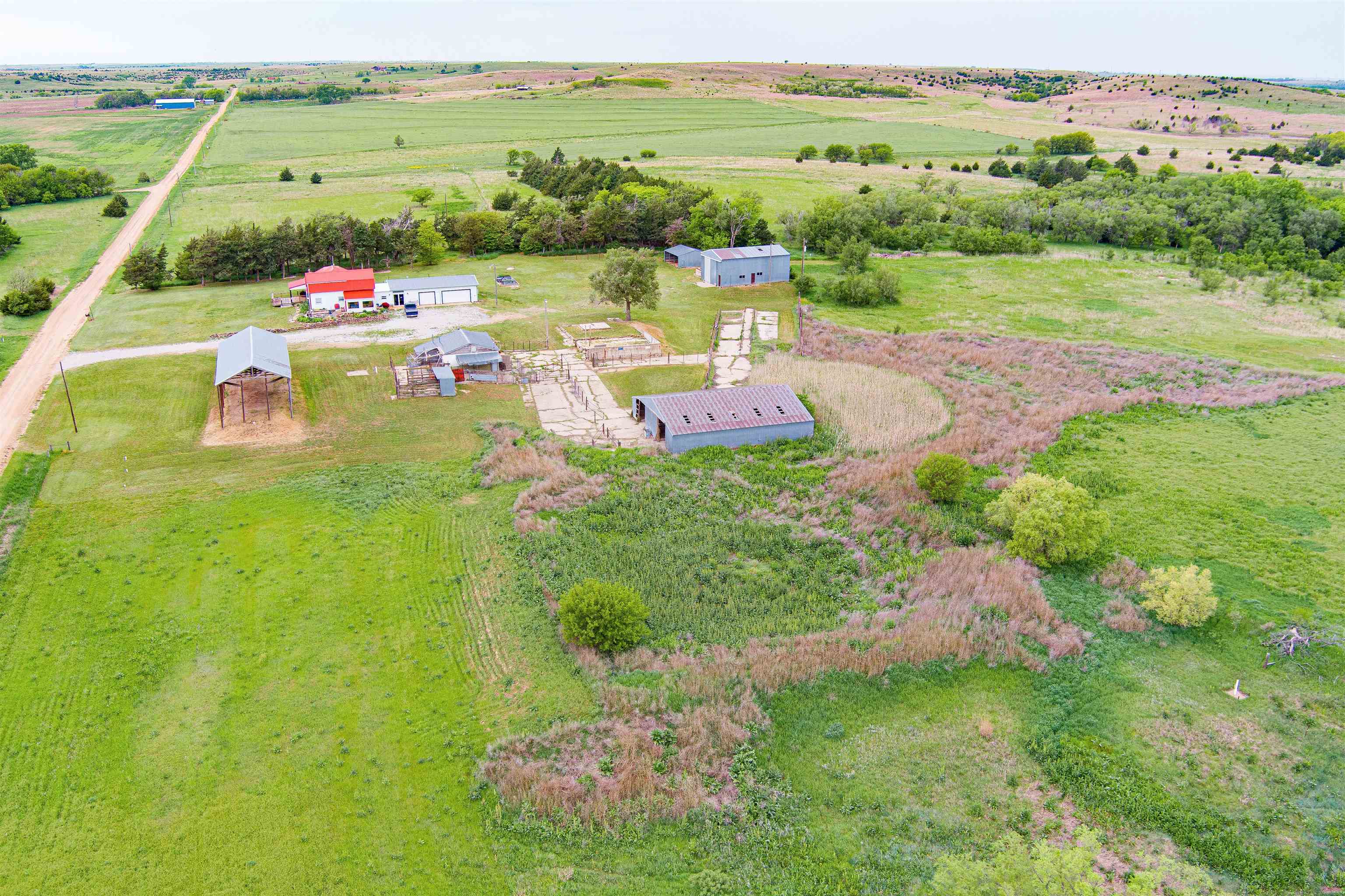 1515 Avenue O, Ellsworth, Kansas image 1