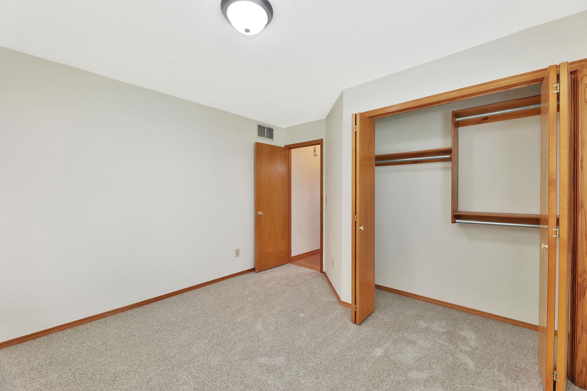 1225 S Fox Run, Wichita, Kansas image 22