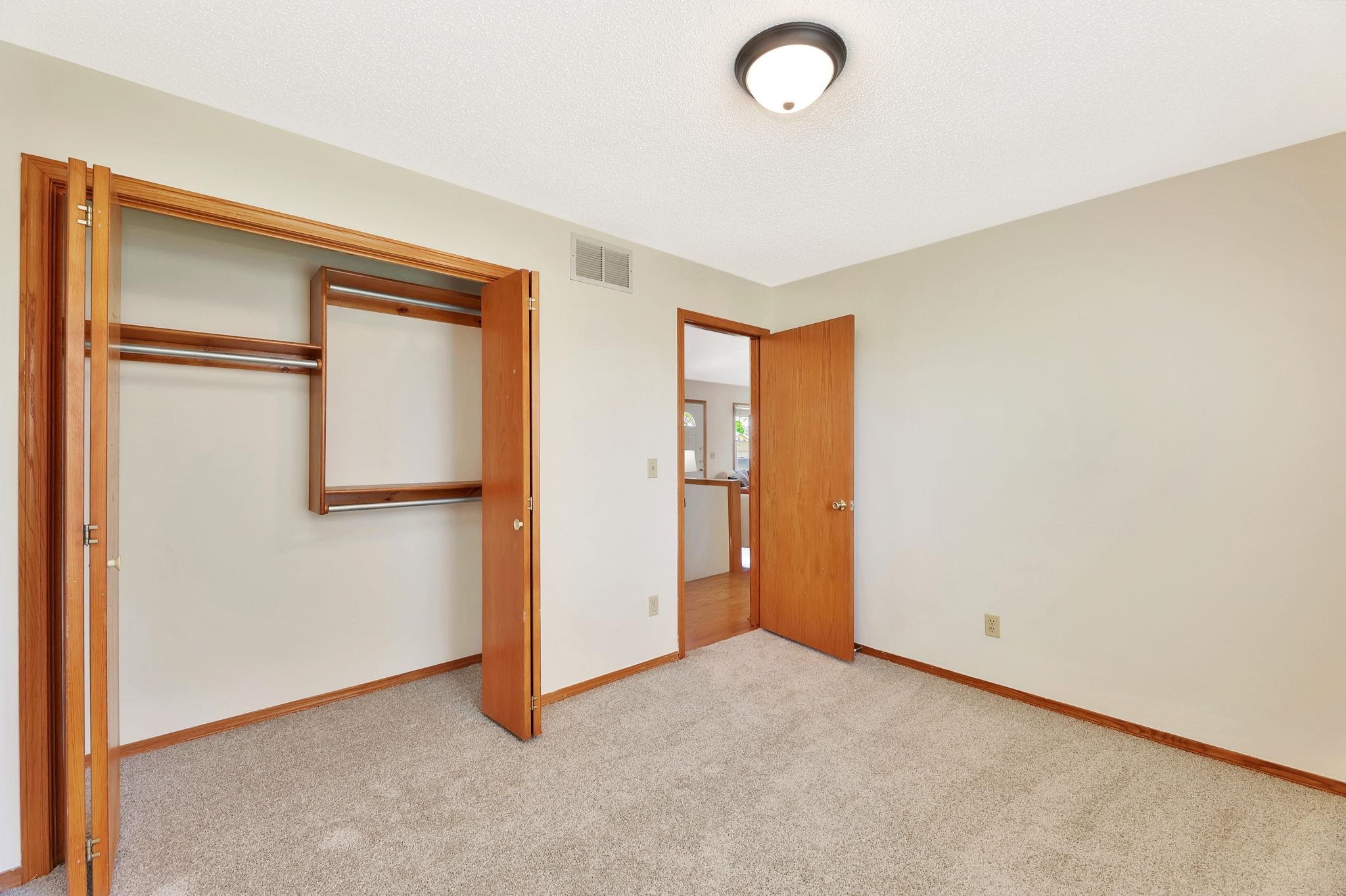 1225 S Fox Run, Wichita, Kansas image 24