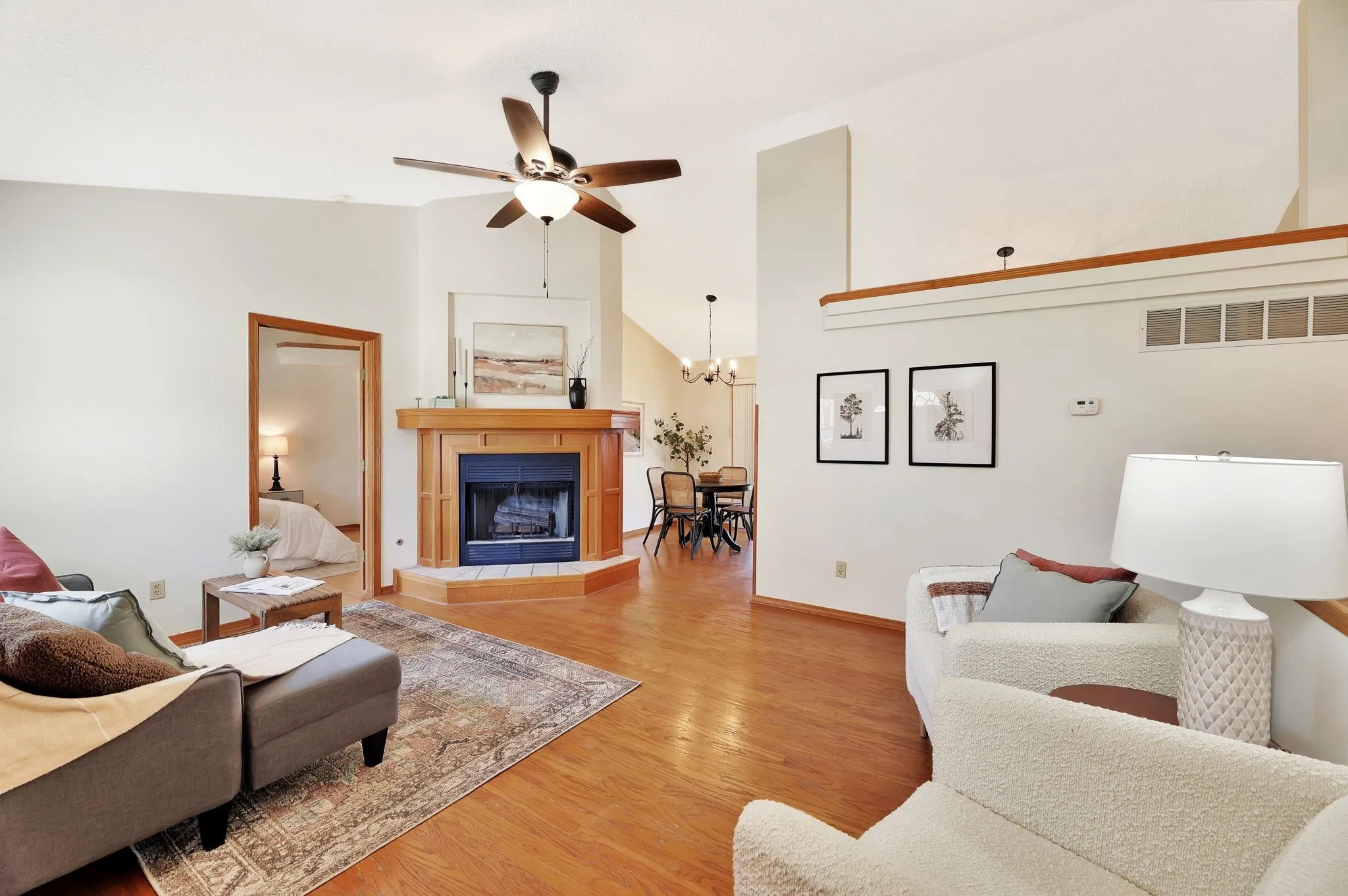 Wichita, Kansas 67207, United States, 4 Bedrooms Bedrooms, ,3 BathroomsBathrooms,Residential,Pending,107639