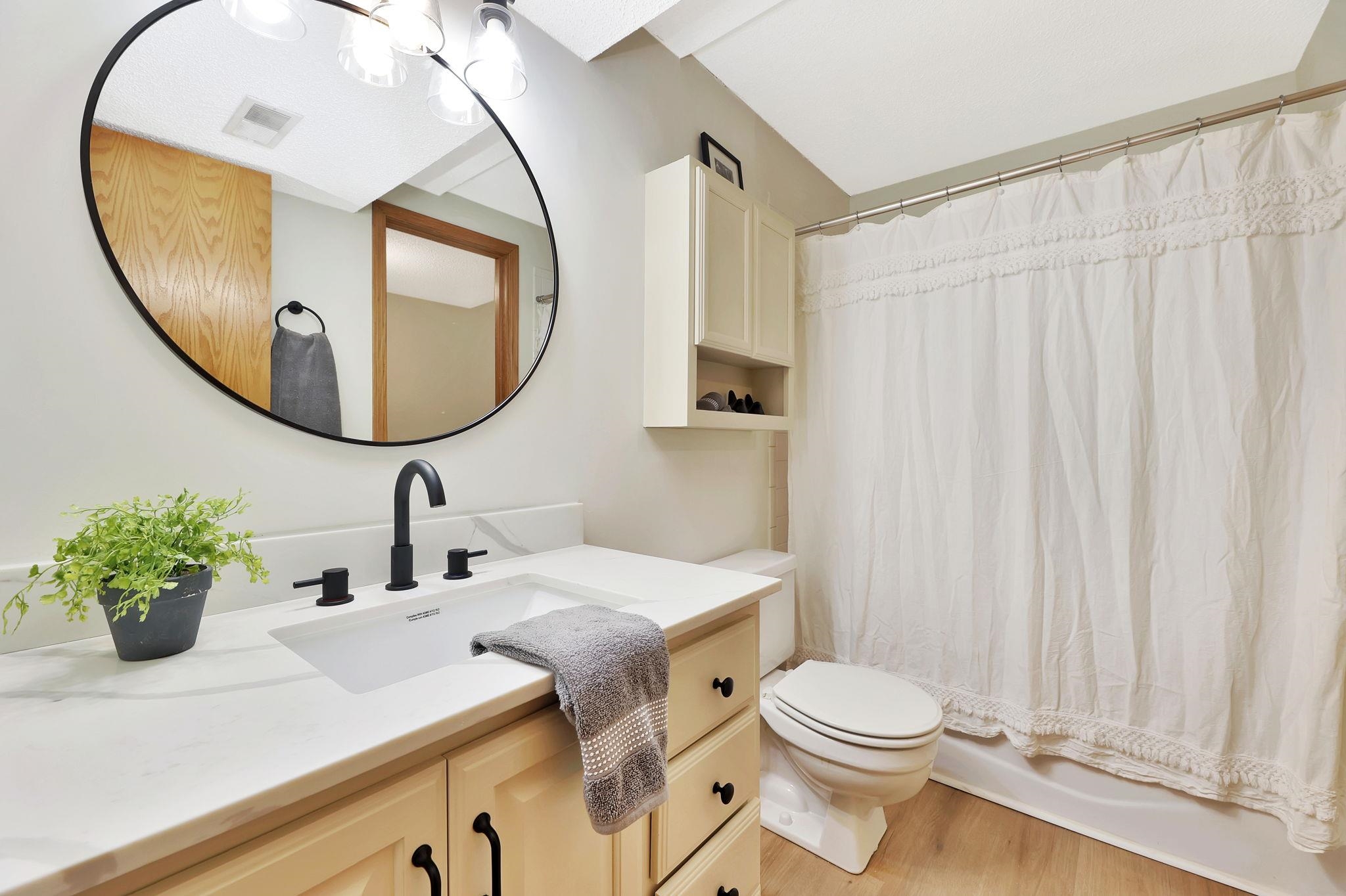 1225 S Fox Run, Wichita, Kansas image 30
