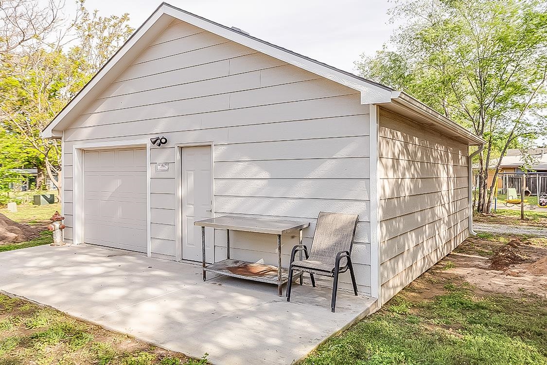 220 E Main St, Mount Hope, Kansas image 25