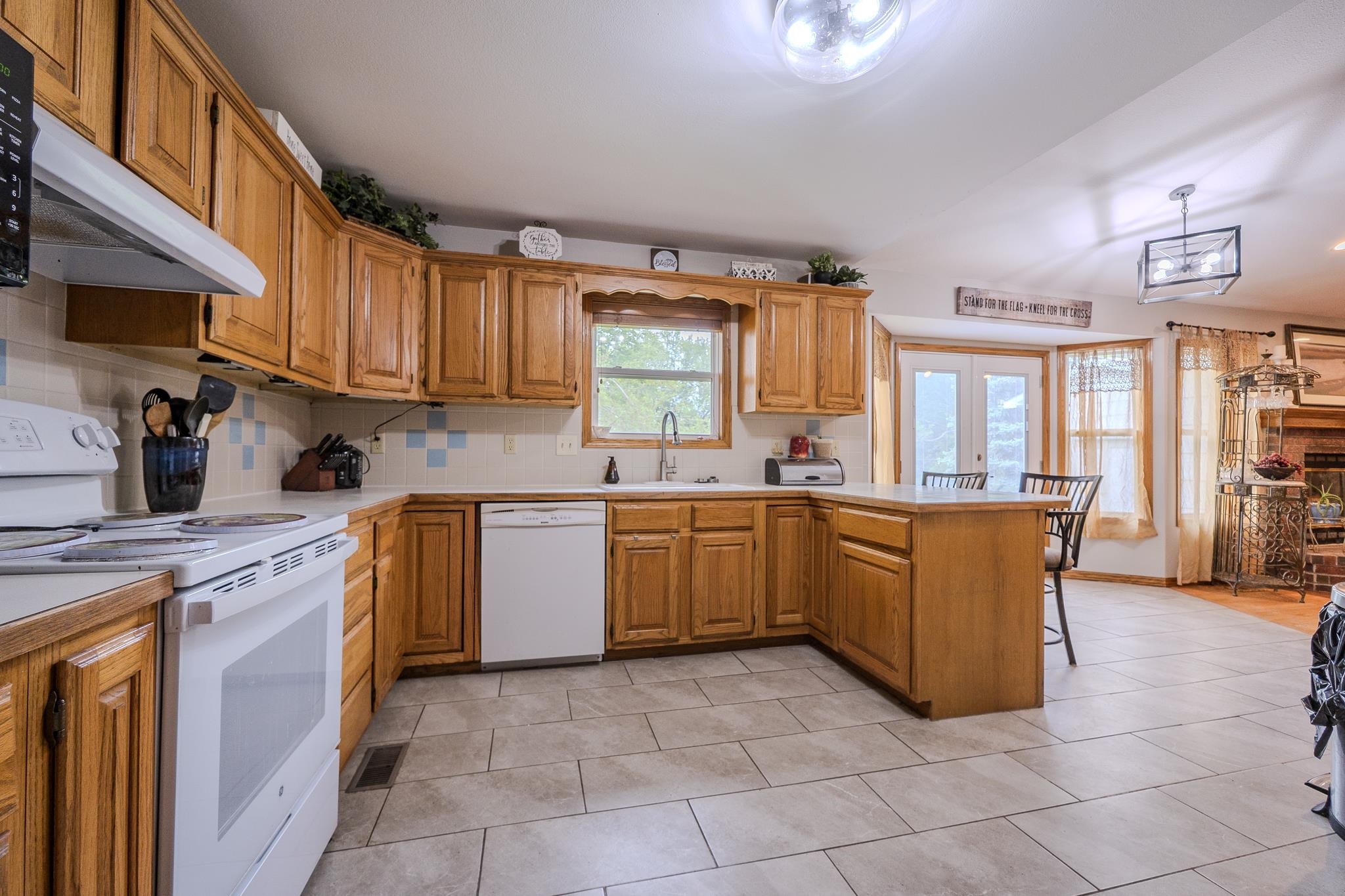 421 Fieldstone St, Valley Center, Kansas image 9