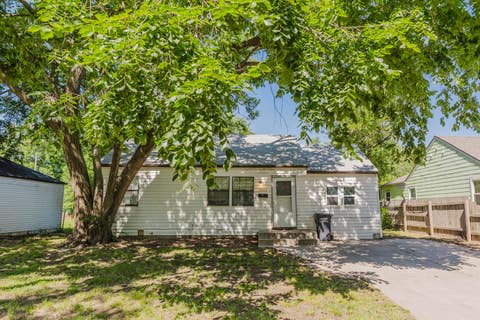 Homes For Sale - 1843 N Litchfield St<br/> Sedgwick County, Wichita, KS 67203