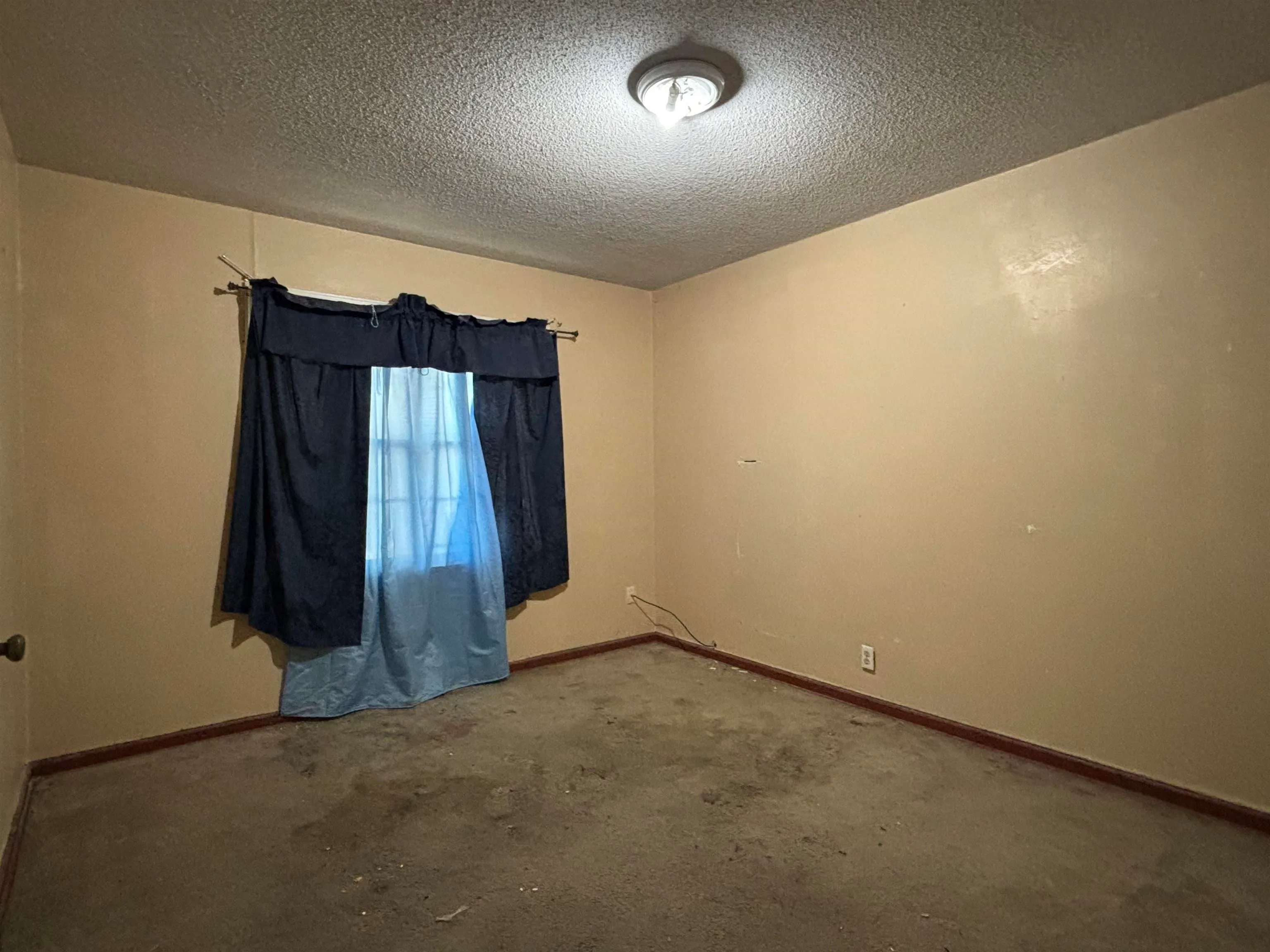 Wichita, Kansas 67207, United States, 3 Bedrooms Bedrooms, ,1 BathroomBathrooms,Residential,Active,239679