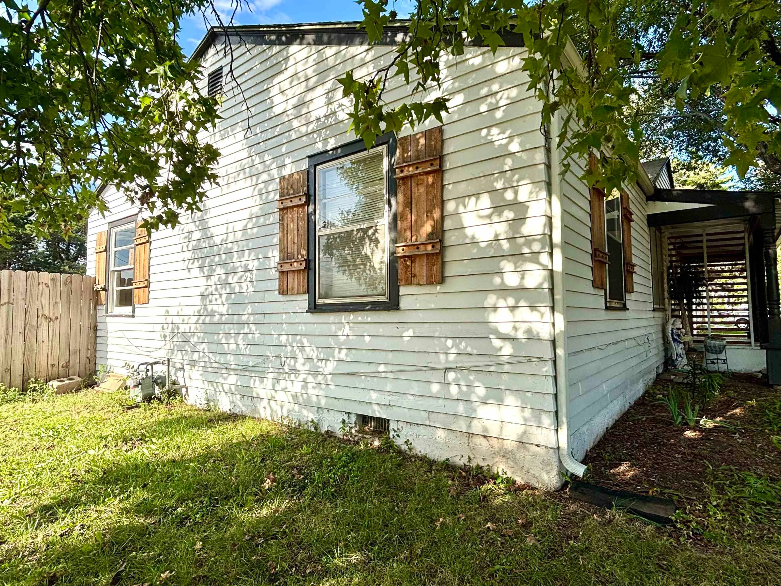 Wichita, Kansas 67207, United States, 3 Bedrooms Bedrooms, ,1 BathroomBathrooms,Residential,Active,239679