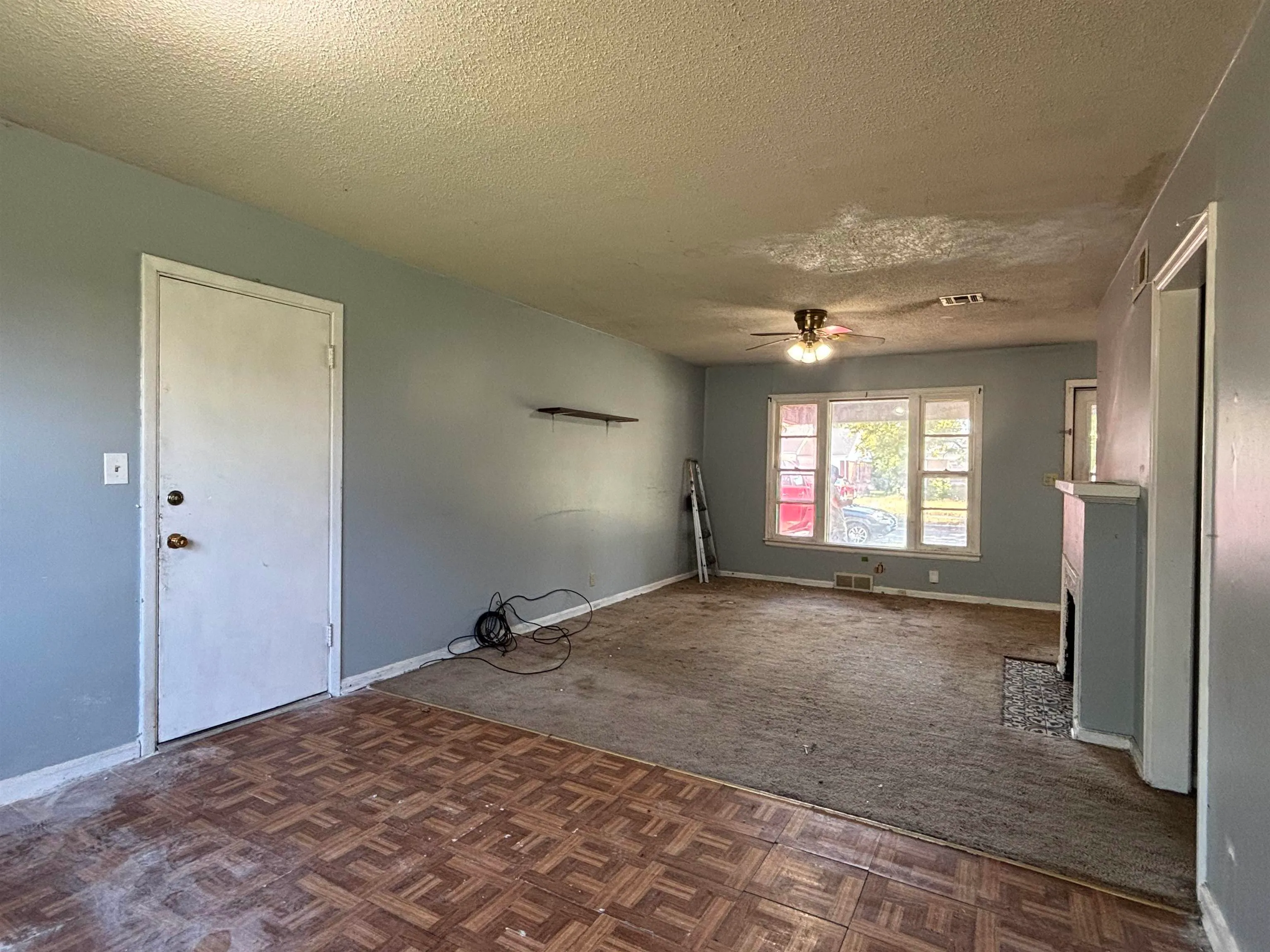 Wichita, Kansas 67207, United States, 3 Bedrooms Bedrooms, ,1 BathroomBathrooms,Residential,Active,239679