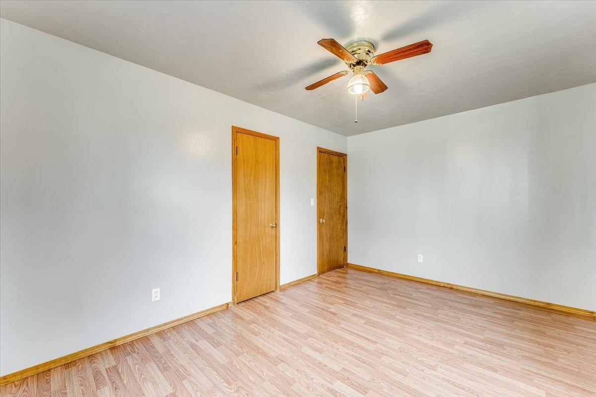 Wichita, Kansas 67218, United States, 2 Bedrooms Bedrooms, ,1 BathroomBathrooms,Residential,Pending,65502